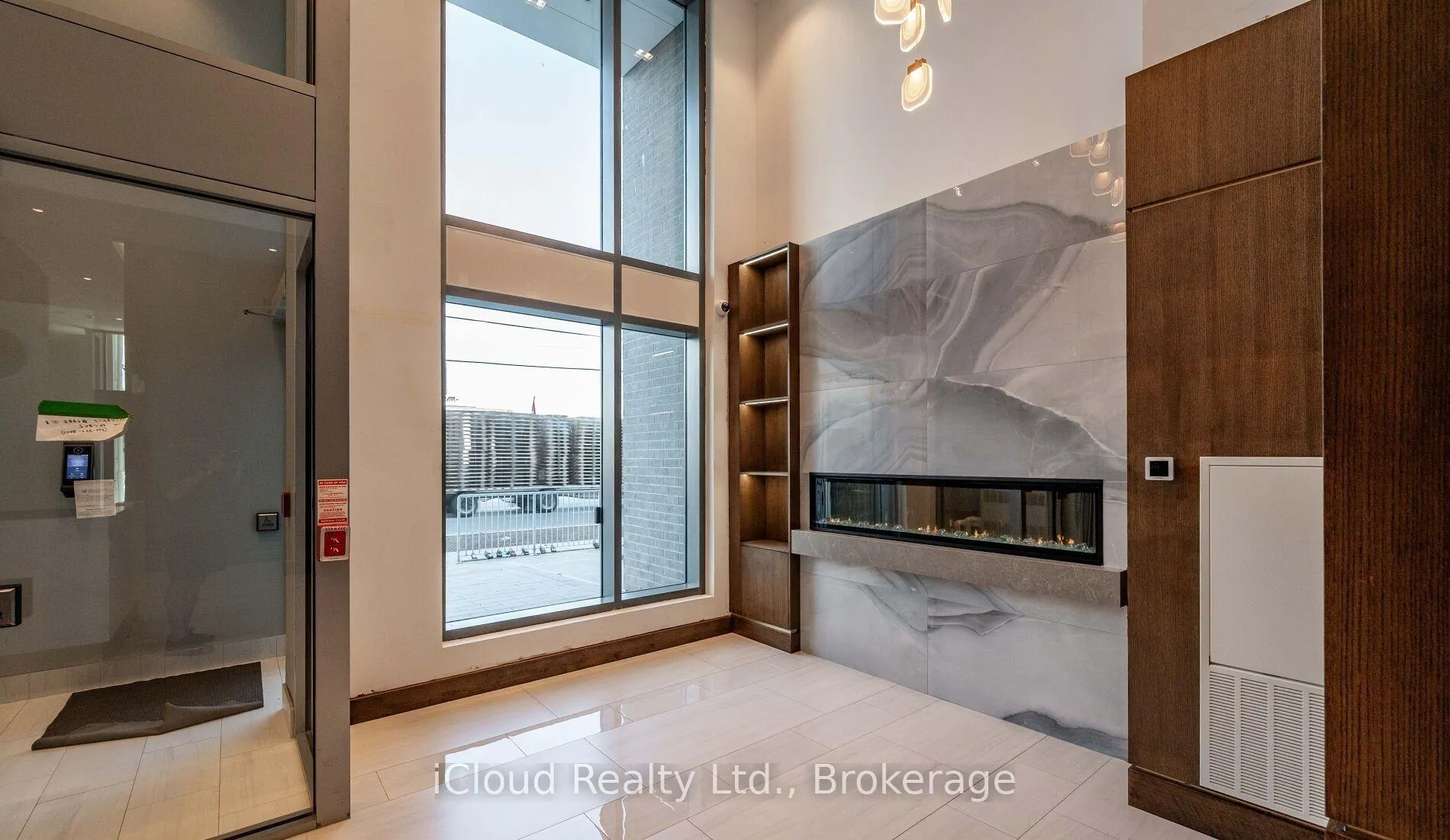 Photo 2 of Unit 609, 2782 Barton Street E, Hamilton, Riverdale — HOMEH