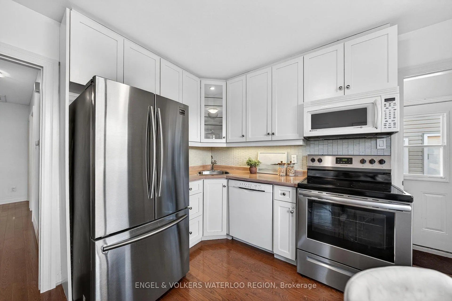 Photo 13 of 180 Murdock Avenue, Waterloo — HOMEH