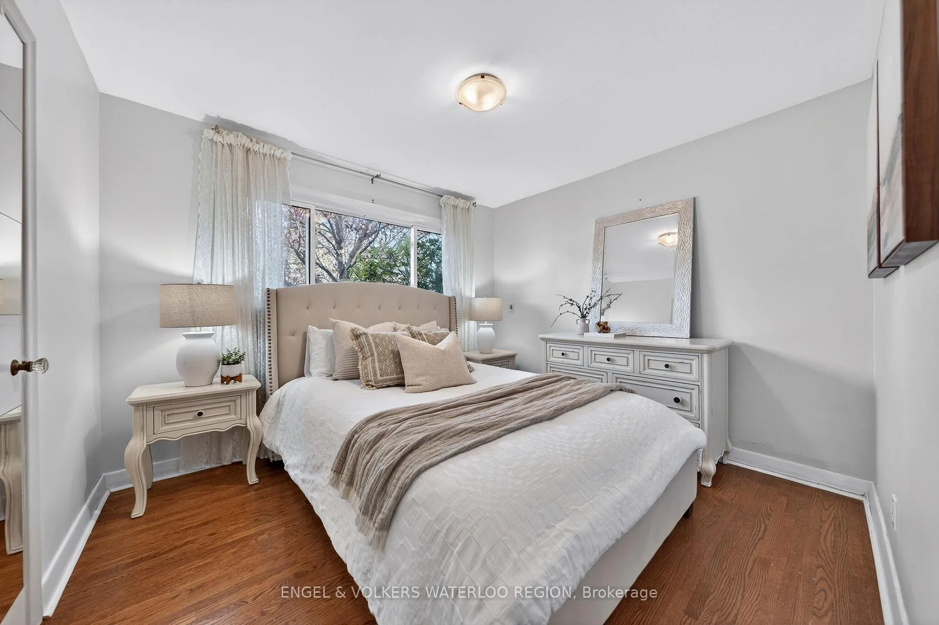 Photo 19 of 180 Murdock Avenue, Waterloo — HOMEH