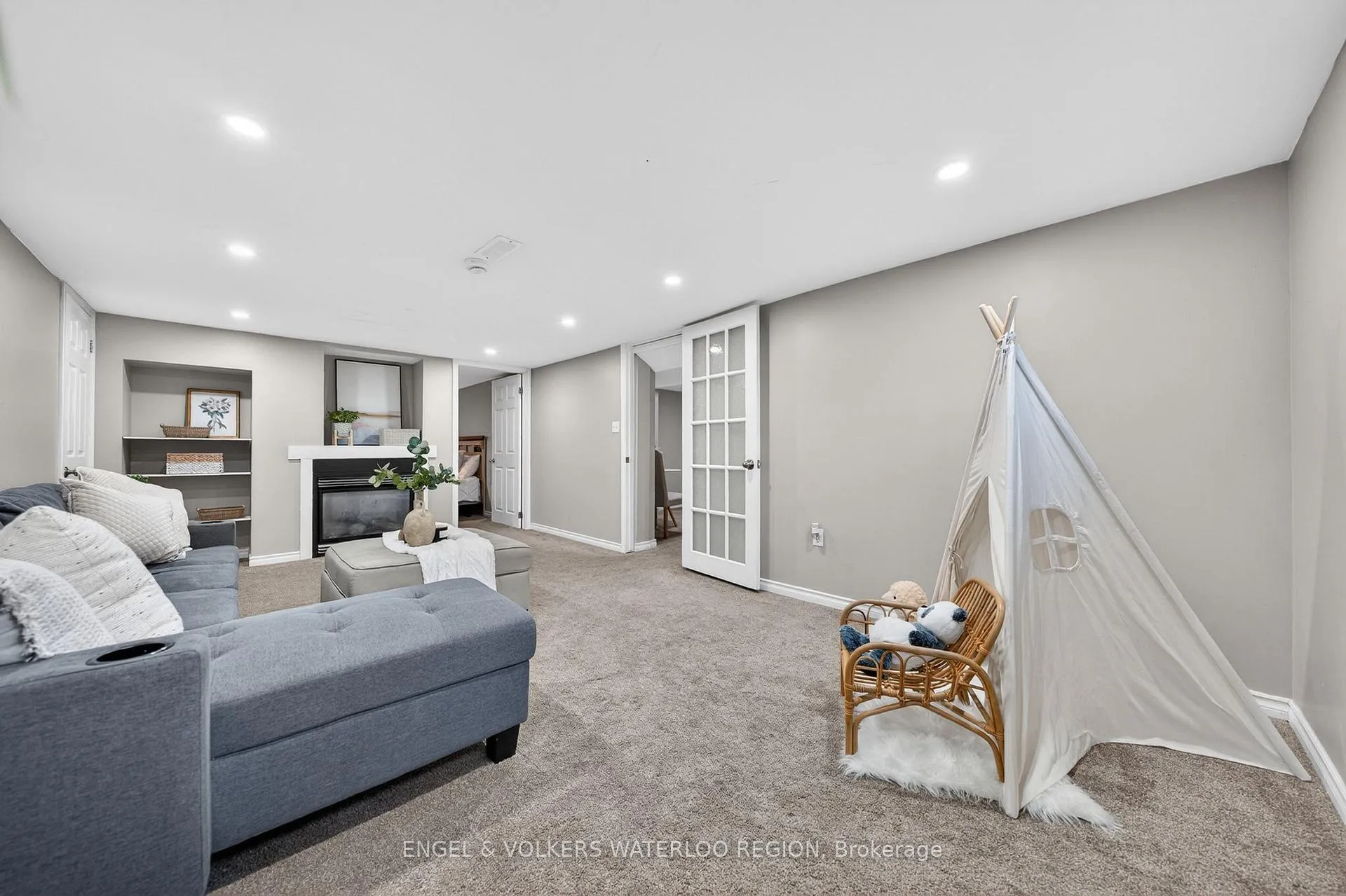 Photo 38 of 180 Murdock Avenue, Waterloo — HOMEH