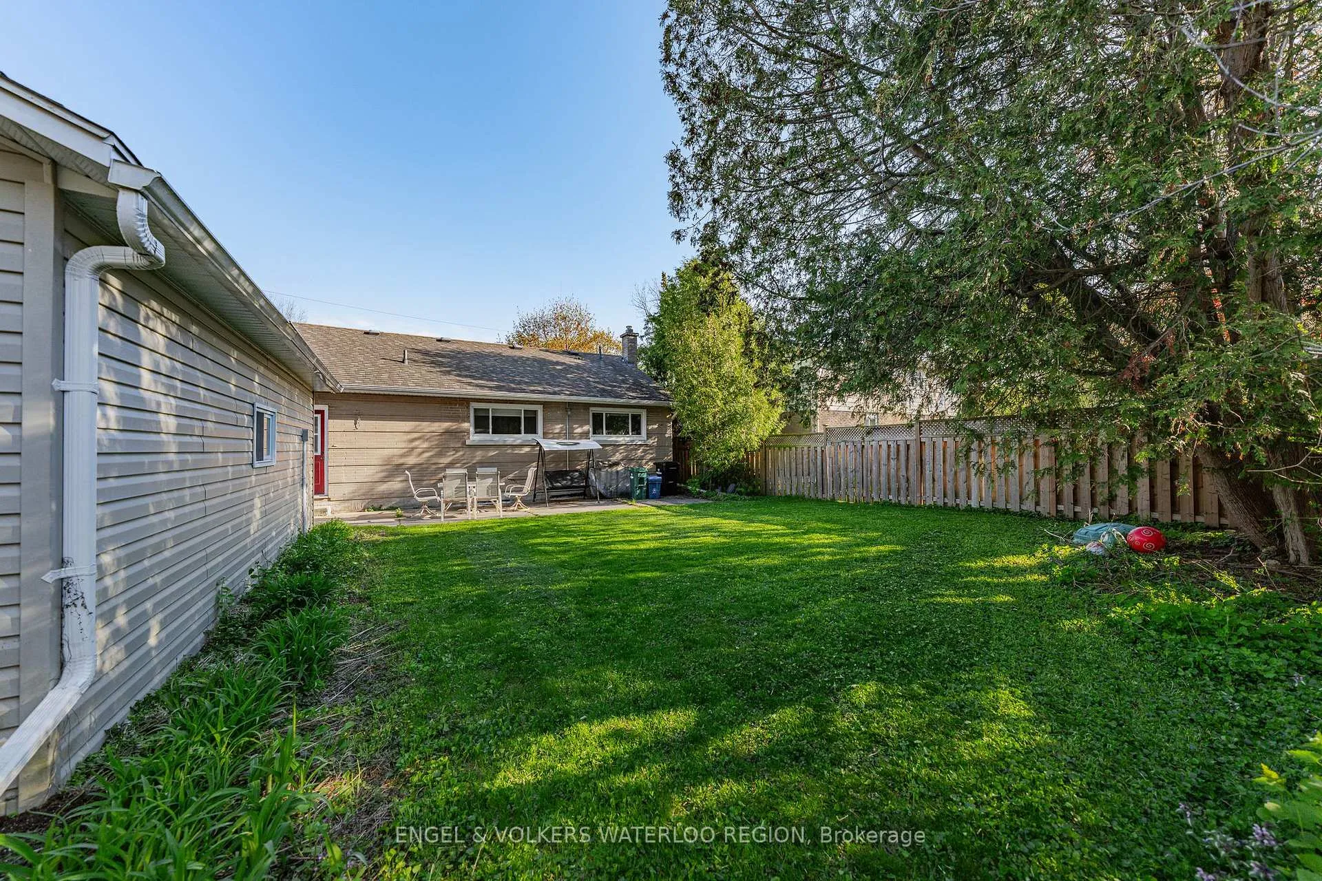 Photo 44 of 180 Murdock Avenue, Waterloo — HOMEH