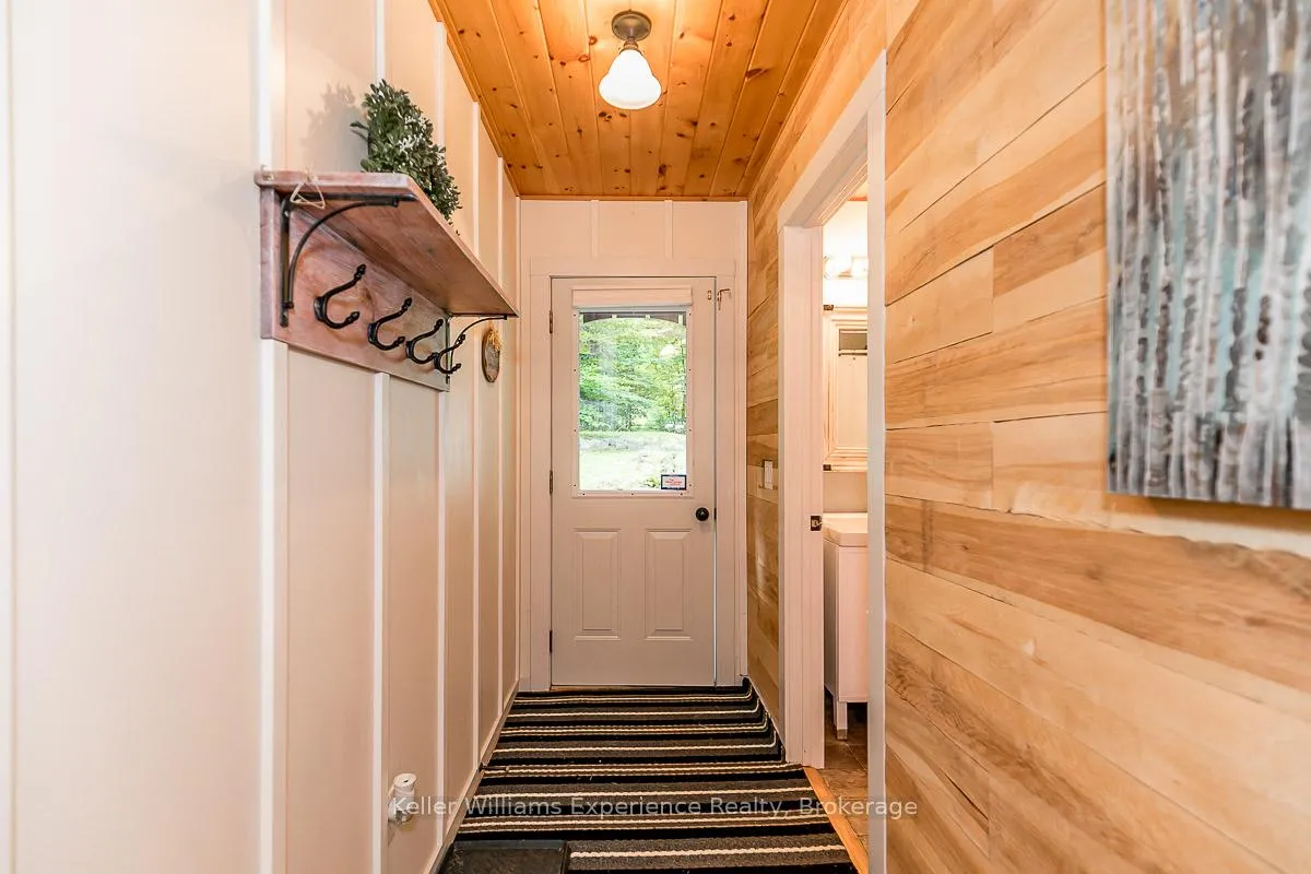 Photo 10 of 1123 Stone Gate Lane, Bracebridge, Draper — HOMEH