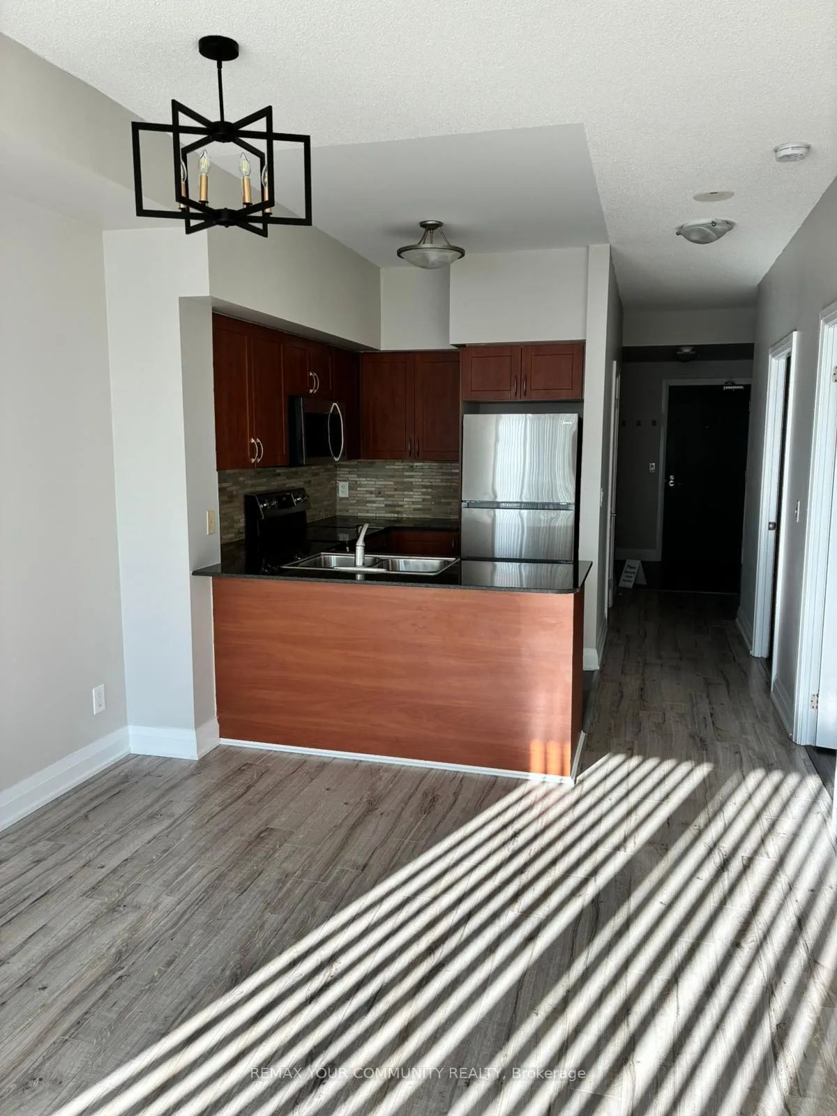 Photo 1 of Unit 1110, 20 North Park Road, Vaughan, Beverley Glen — HOMEH