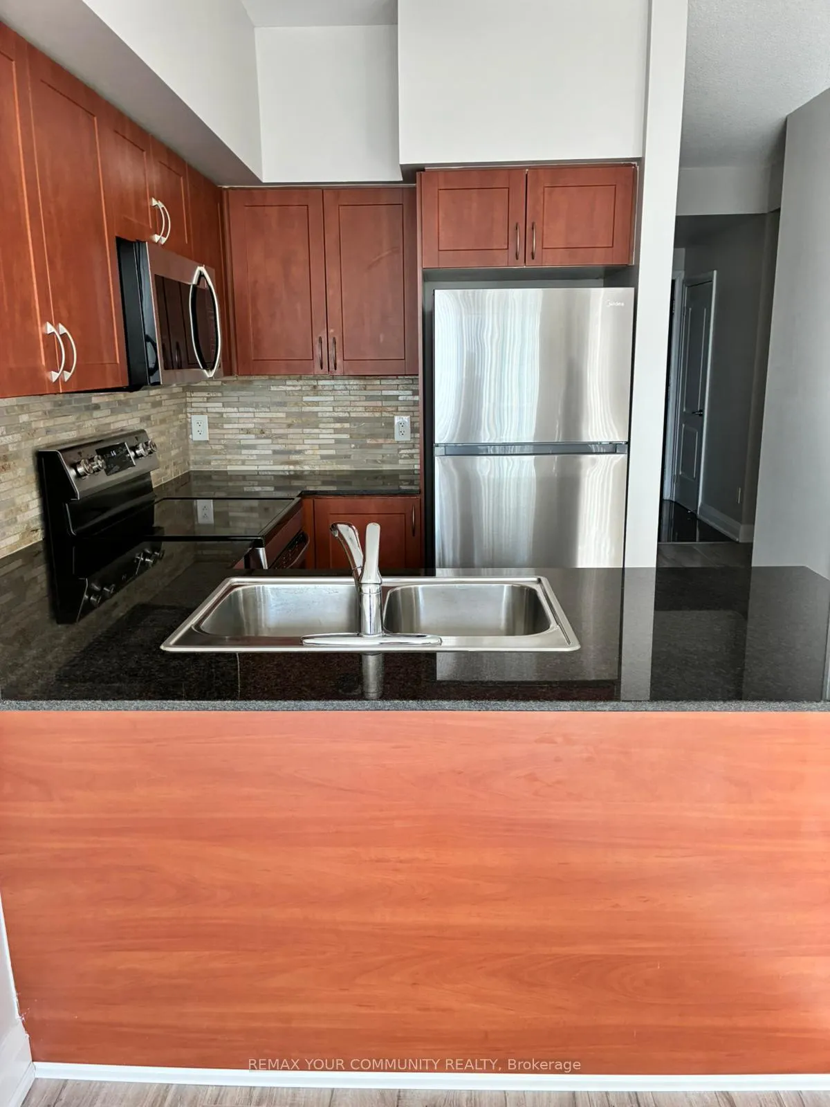 Photo 7 of Unit 1110, 20 North Park Road, Vaughan, Beverley Glen — HOMEH
