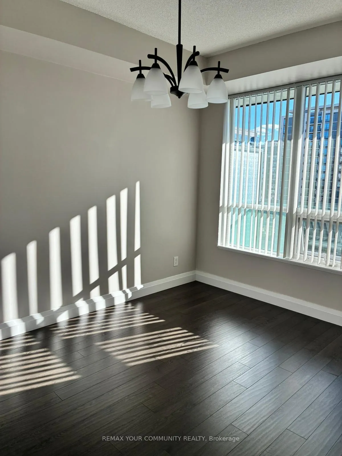 Photo 9 of Unit 1110, 20 North Park Road, Vaughan, Beverley Glen — HOMEH