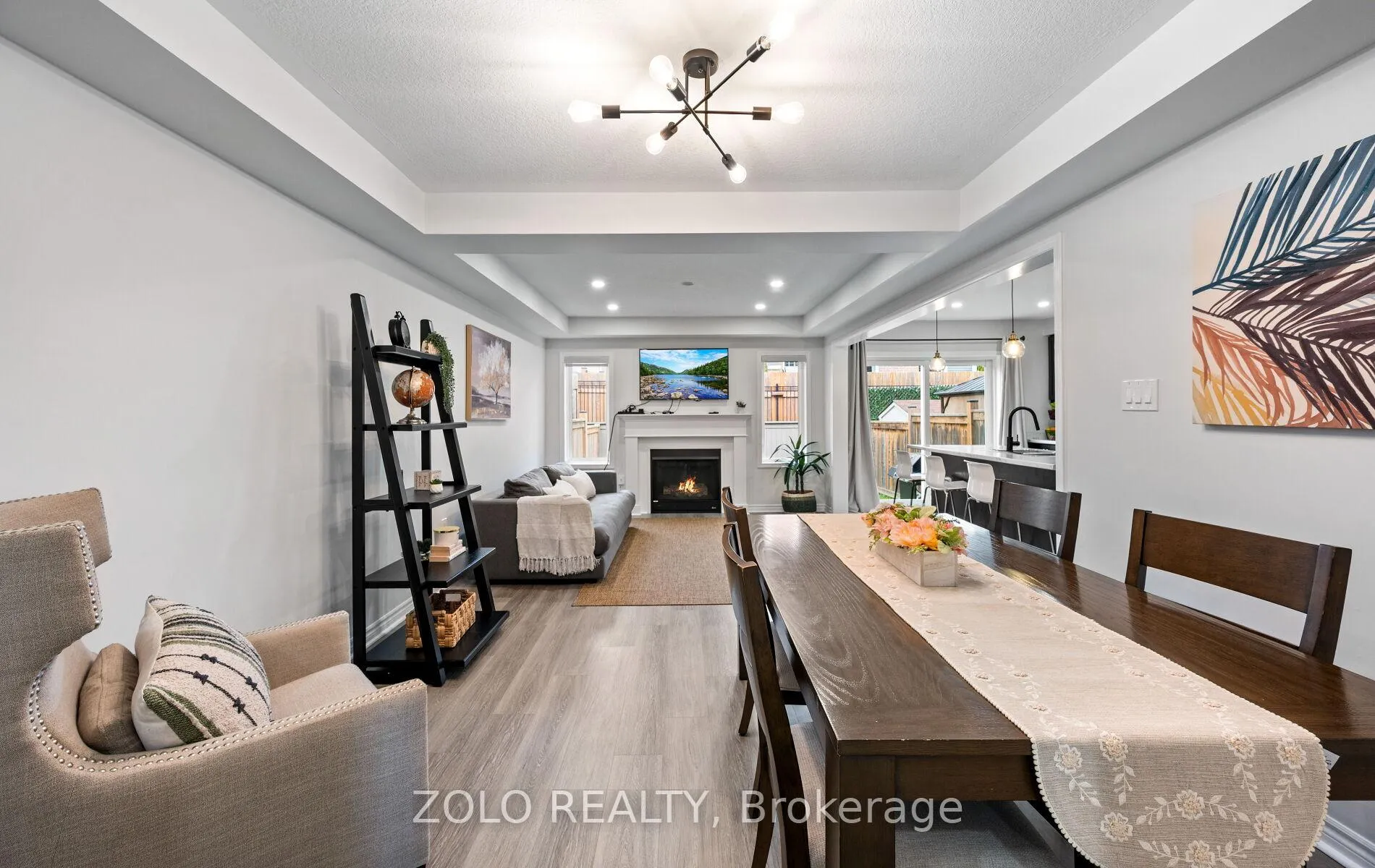 Photo 4 of Unit 26, 22 Spring Creek Drive, Hamilton, Waterdown — HOMEH