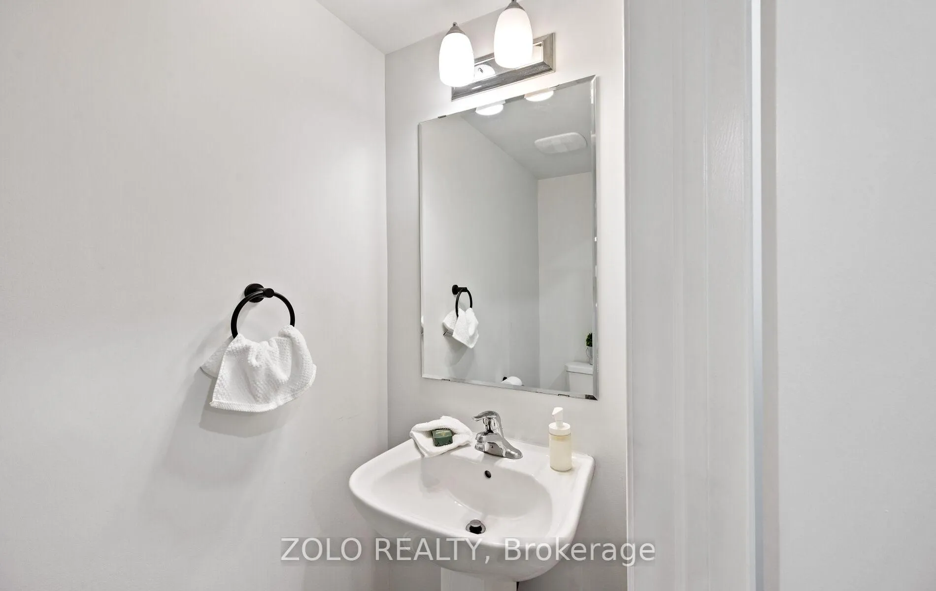 Photo 43 of Unit 26, 22 Spring Creek Drive, Hamilton, Waterdown — HOMEH