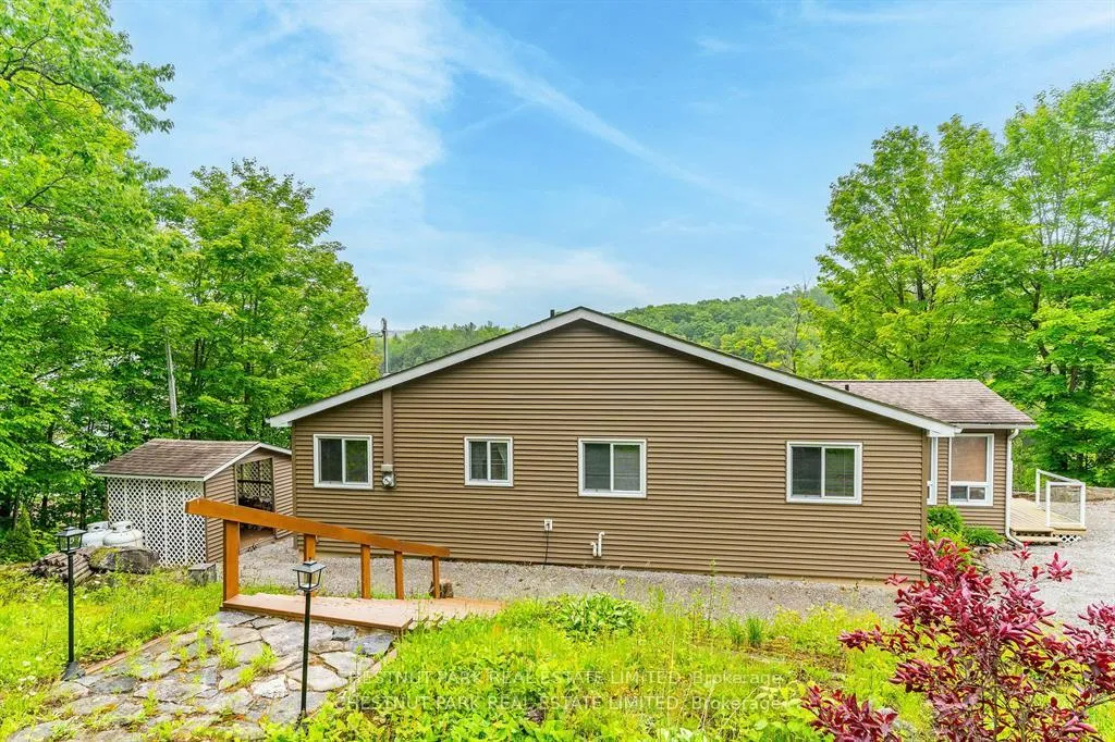 Photo 3 of 1601 Claude Brown Road, Minden Hills, Anson — HOMEH