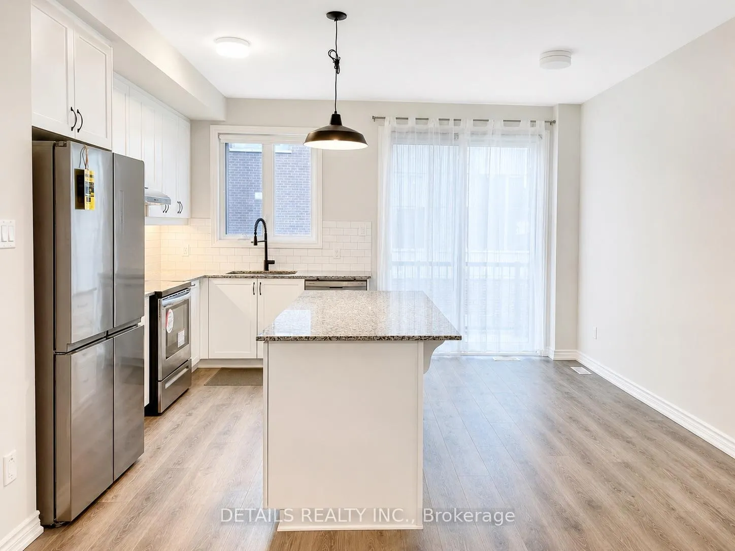 Photo 5 of 1420 Hemlock Road, Ottawa, CFB Rockcliffe and Area — HOMEH