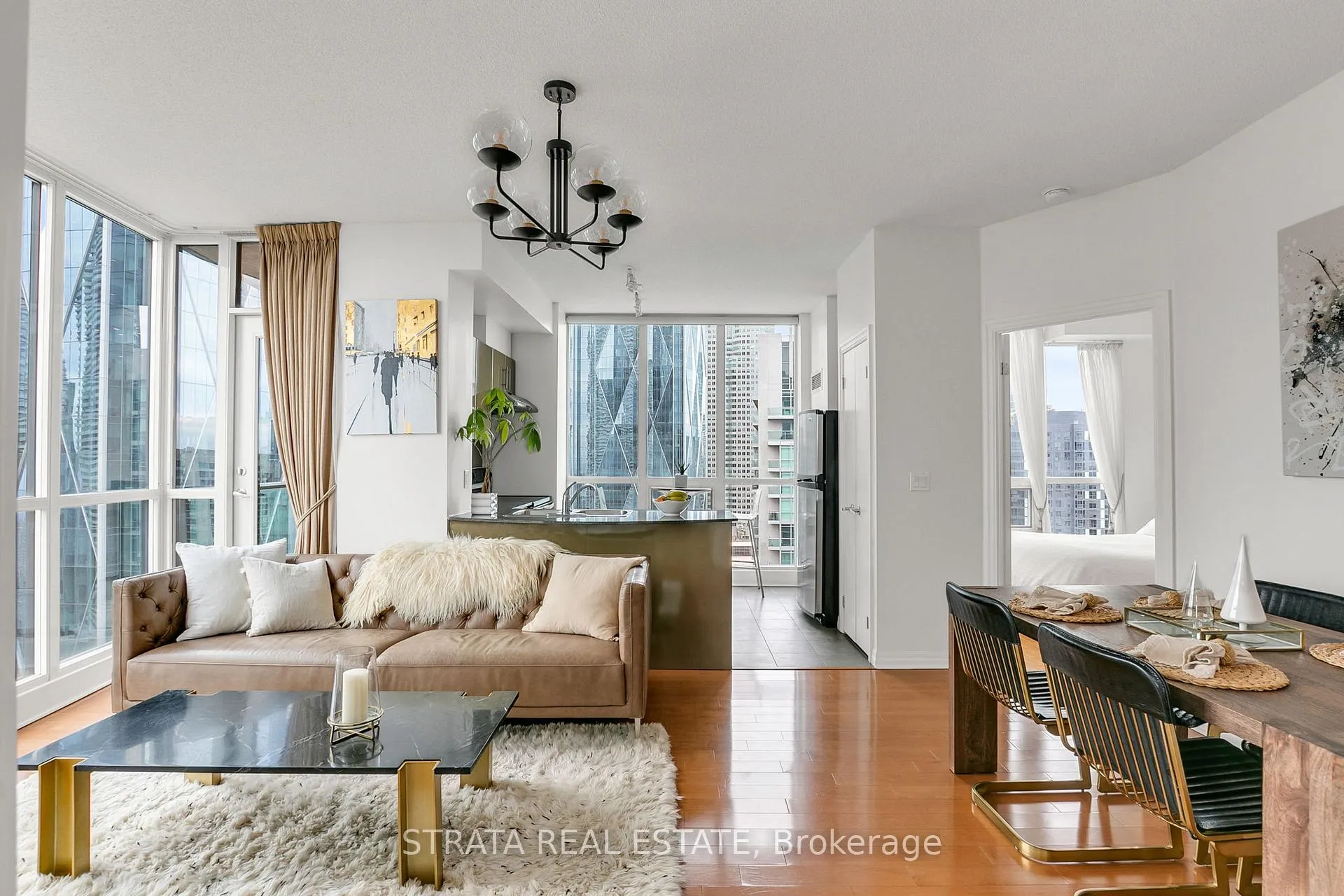 Photo 3 of Unit 3602, 16 Yonge Street, Toronto, Waterfront Communities — HOMEH