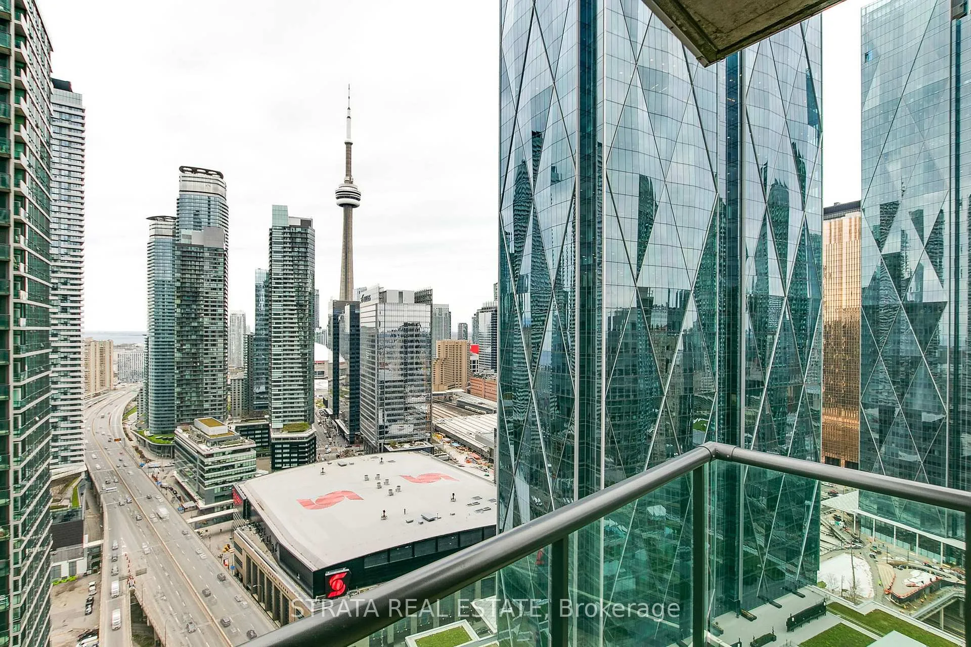 Photo 7 of Unit 3602, 16 Yonge Street, Toronto, Waterfront Communities — HOMEH