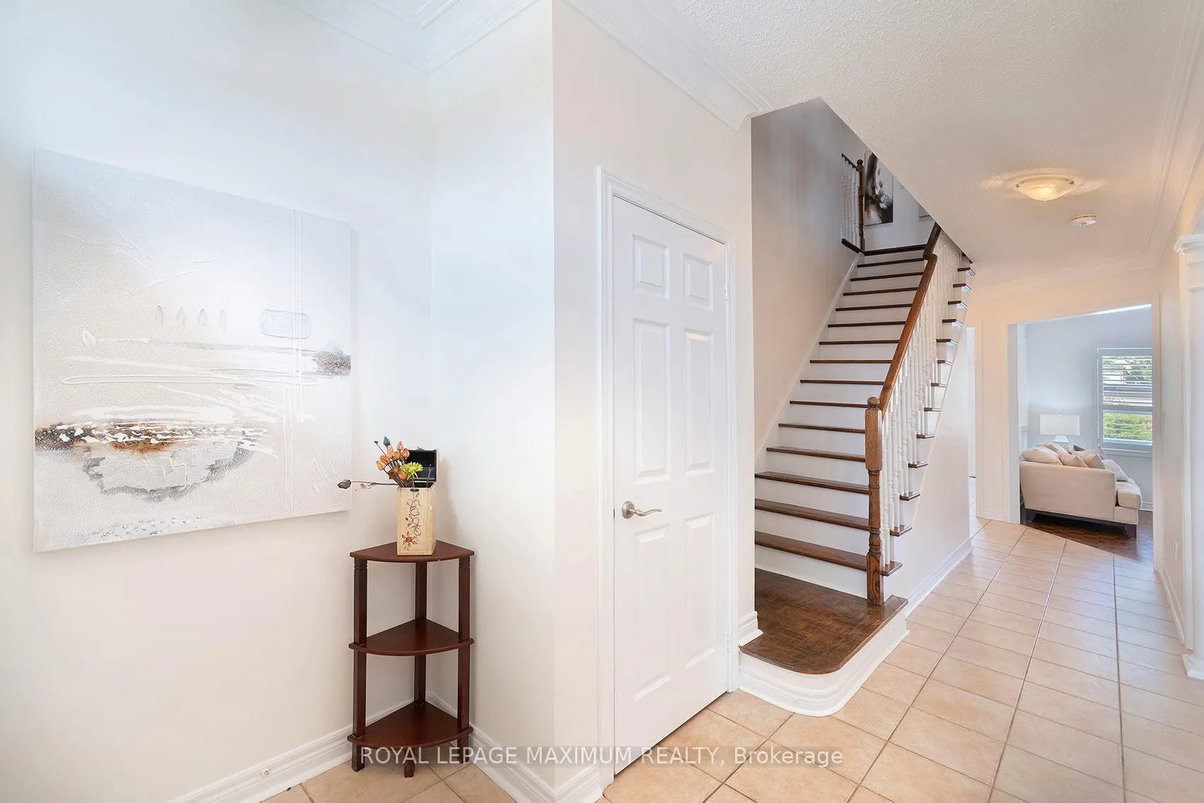 Photo 5 of 41 Tavio Way, Vaughan, Sonoma Heights — HOMEH