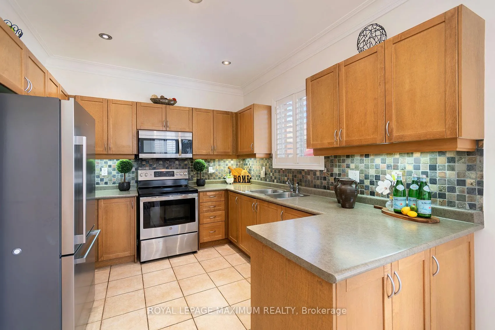Photo 9 of 41 Tavio Way, Vaughan, Sonoma Heights — HOMEH