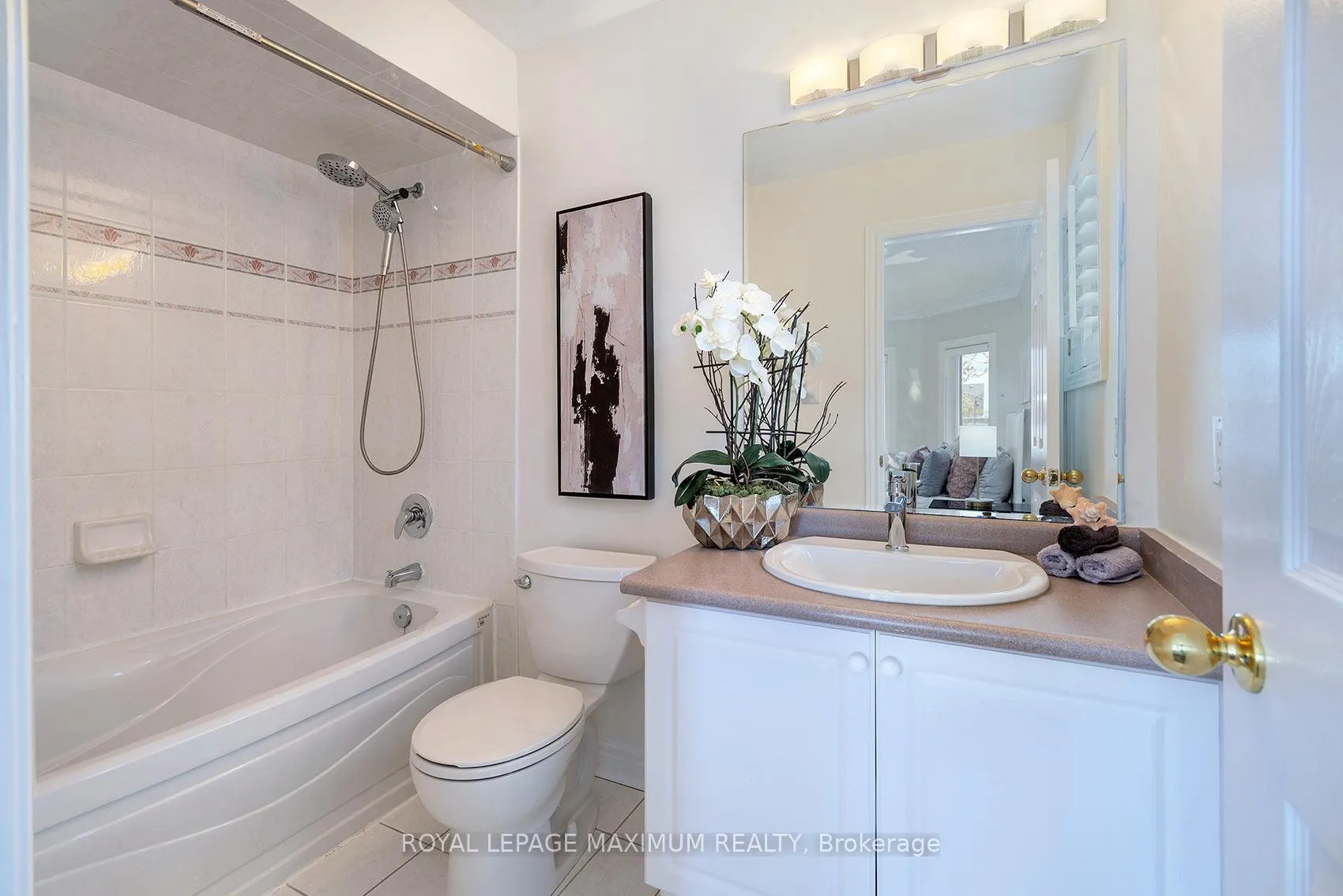 Photo 31 of 41 Tavio Way, Vaughan, Sonoma Heights — HOMEH