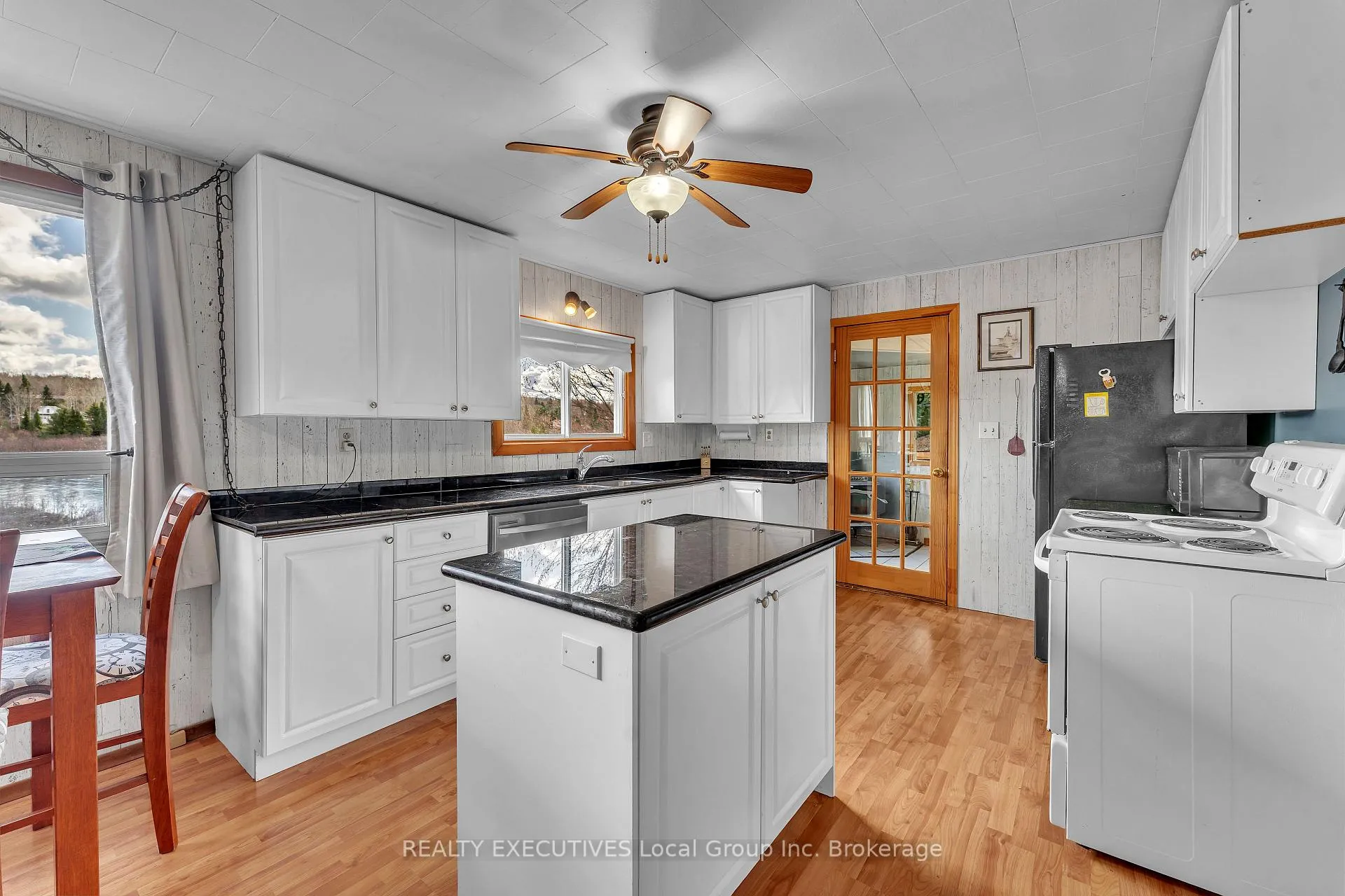 Photo 3 of 115 Hillside Avenue, Bonfield — HOMEH
