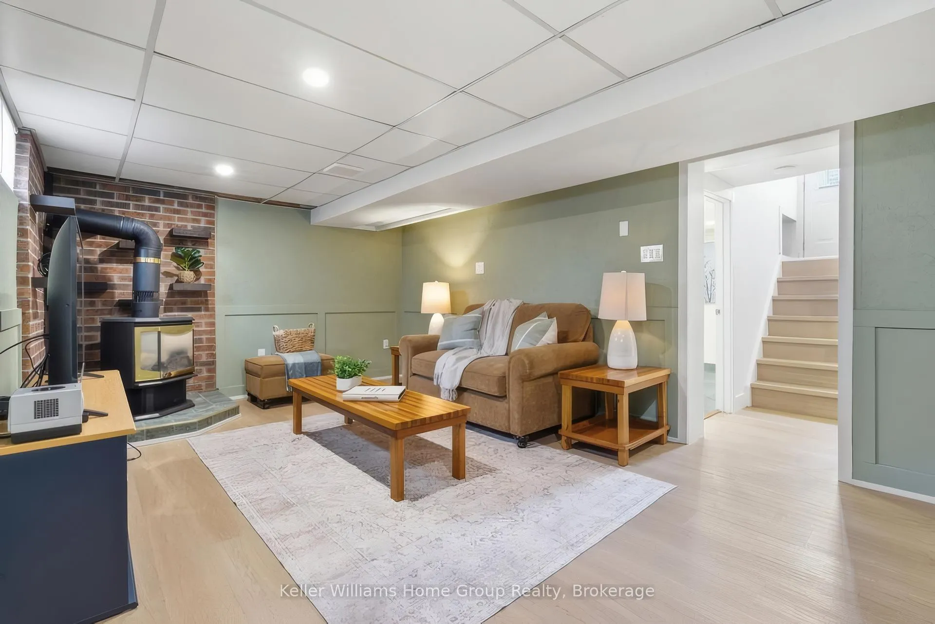 Photo 18 of 48 Sunnylea Crescent, Guelph, General Hospital — HOMEH