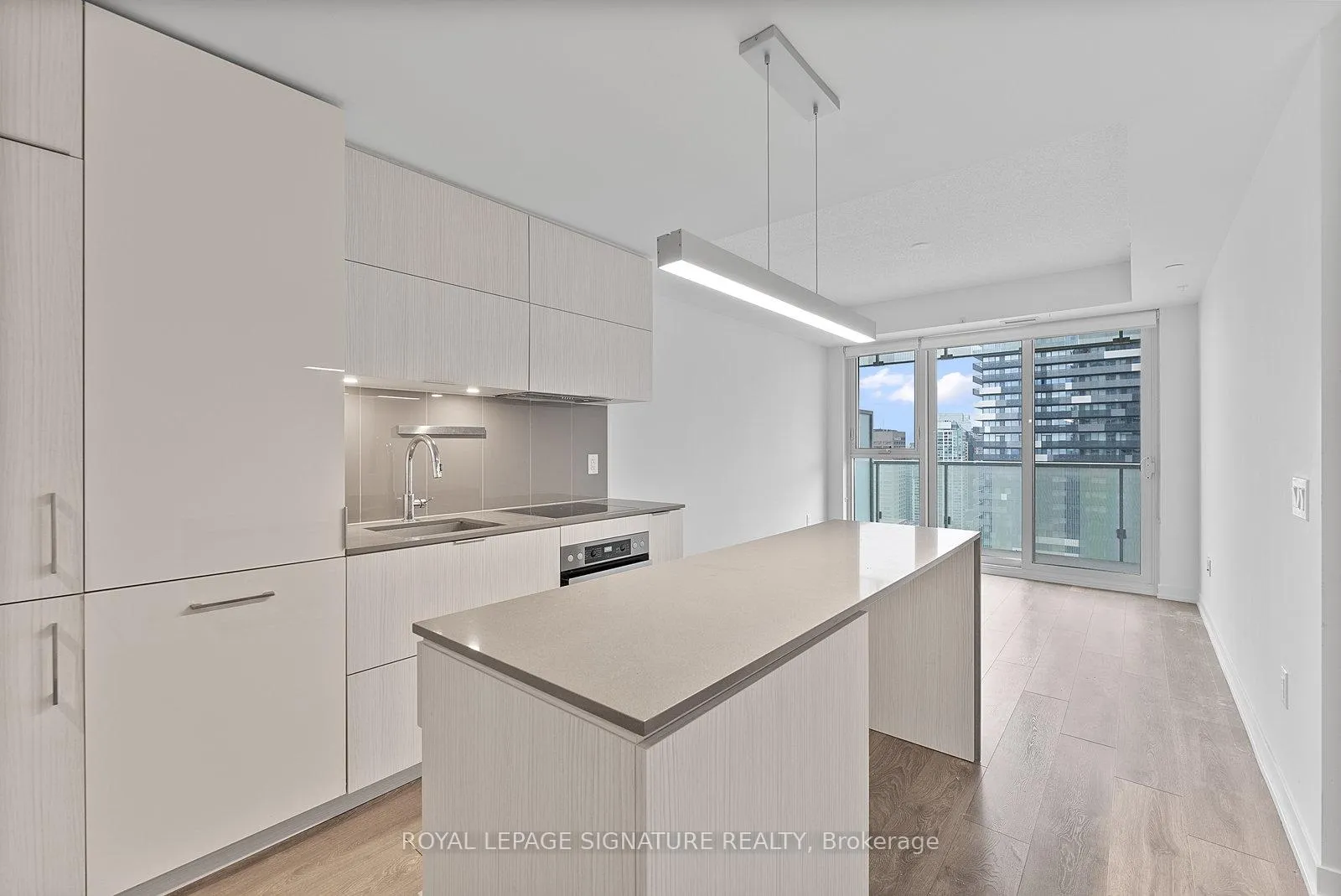 Photo 4 of Unit 2707, 15 Lower Jarvis Street, Toronto, Waterfront Communities — HOMEH