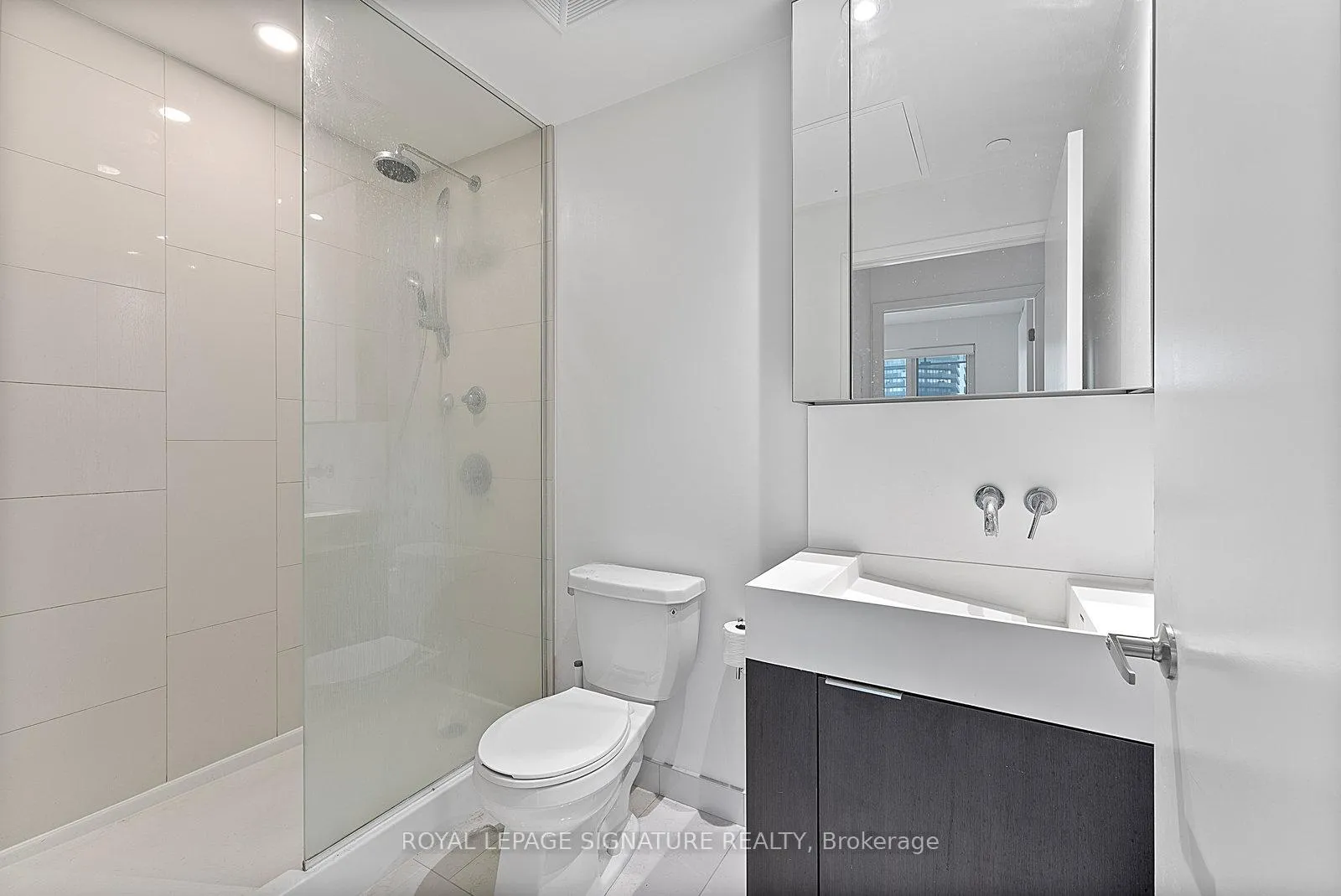 Photo 13 of Unit 2707, 15 Lower Jarvis Street, Toronto, Waterfront Communities — HOMEH