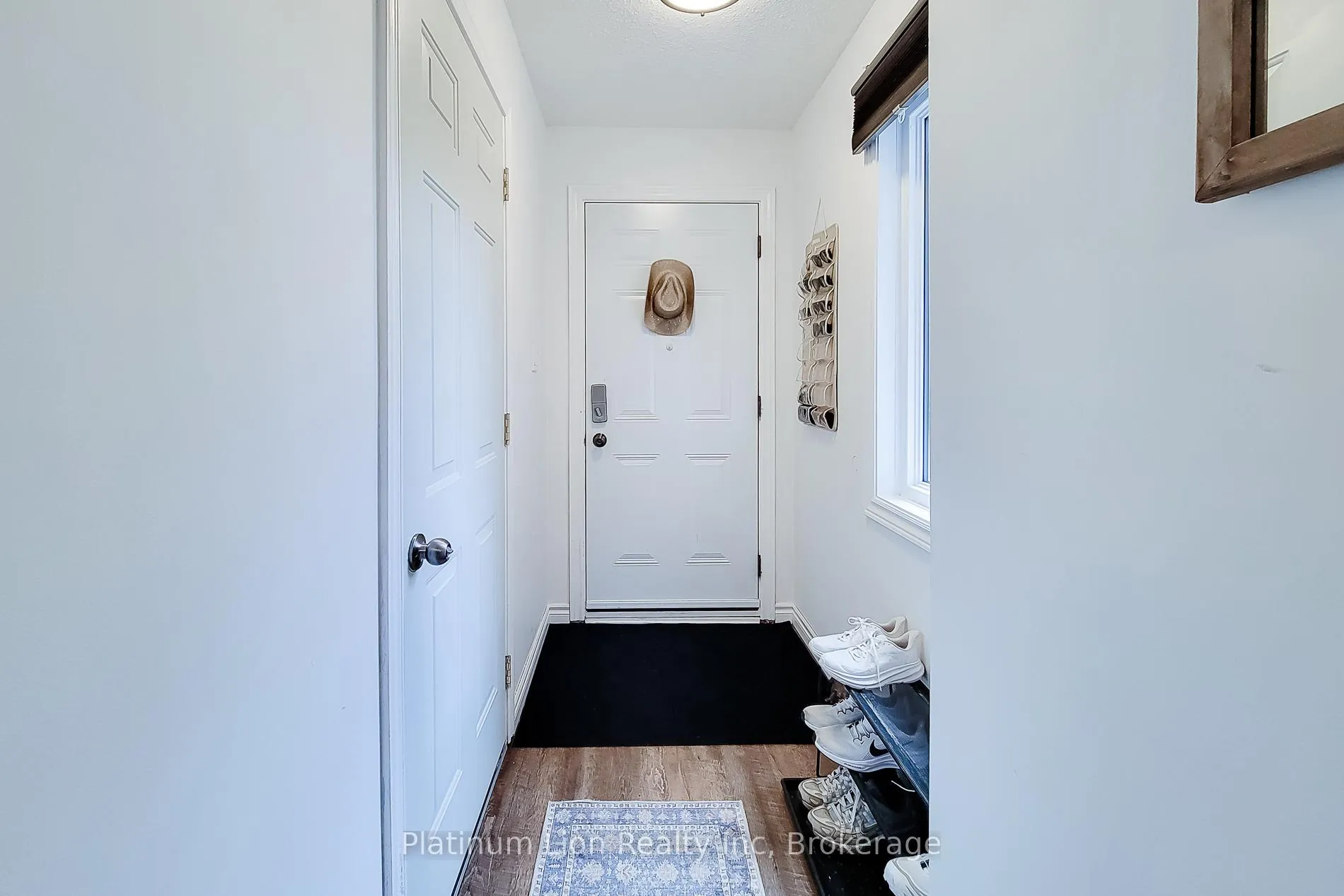 Photo 6 of Unit 14, 7 Davidson Boulevard, Hamilton, Dundas — HOMEH