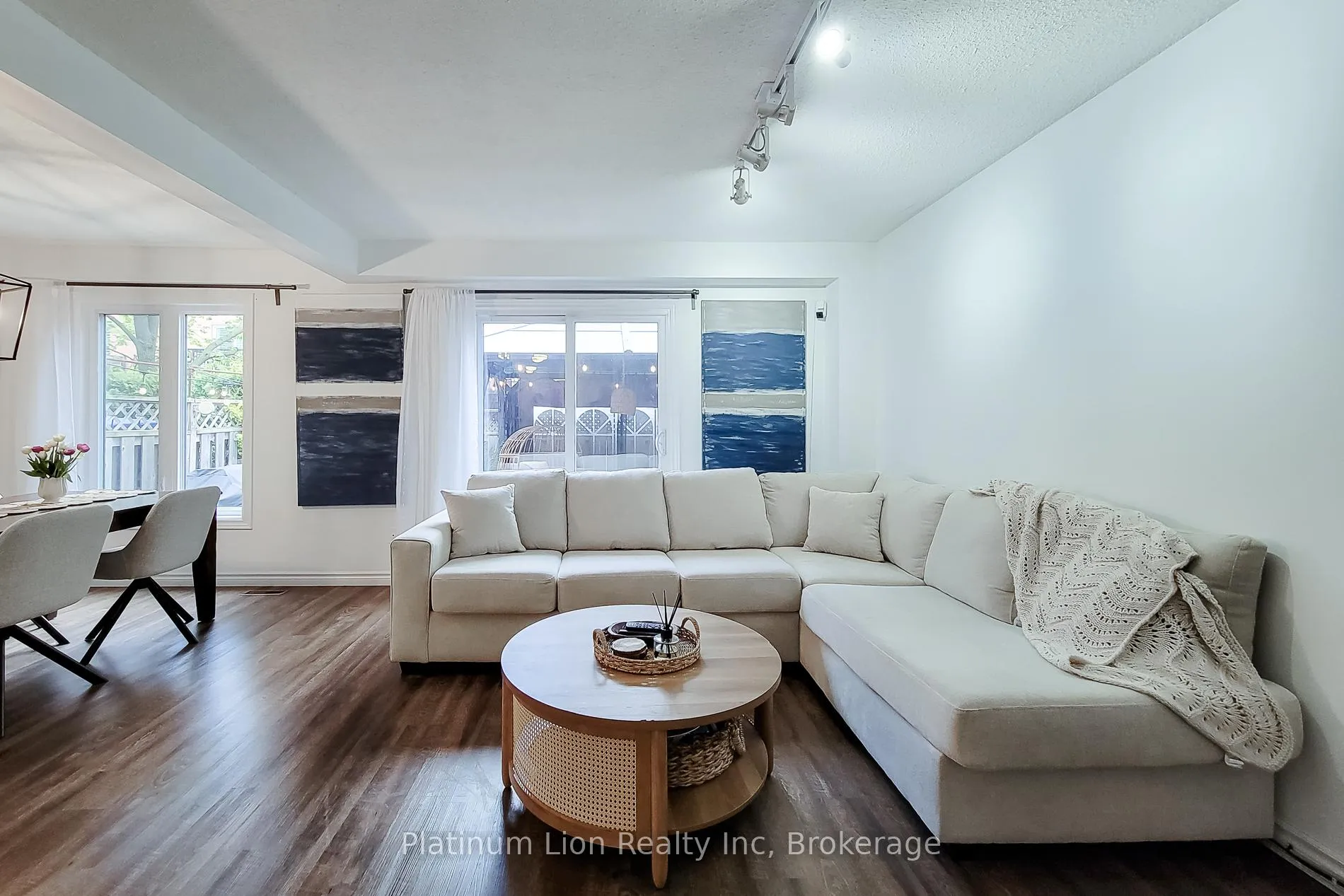 Photo 8 of Unit 14, 7 Davidson Boulevard, Hamilton, Dundas — HOMEH