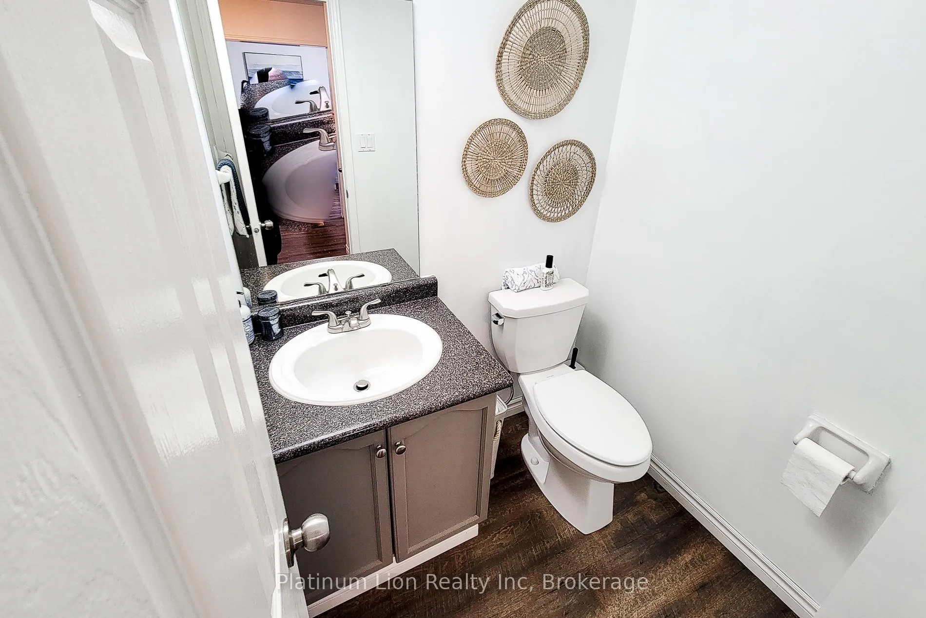 Photo 22 of Unit 14, 7 Davidson Boulevard, Hamilton, Dundas — HOMEH