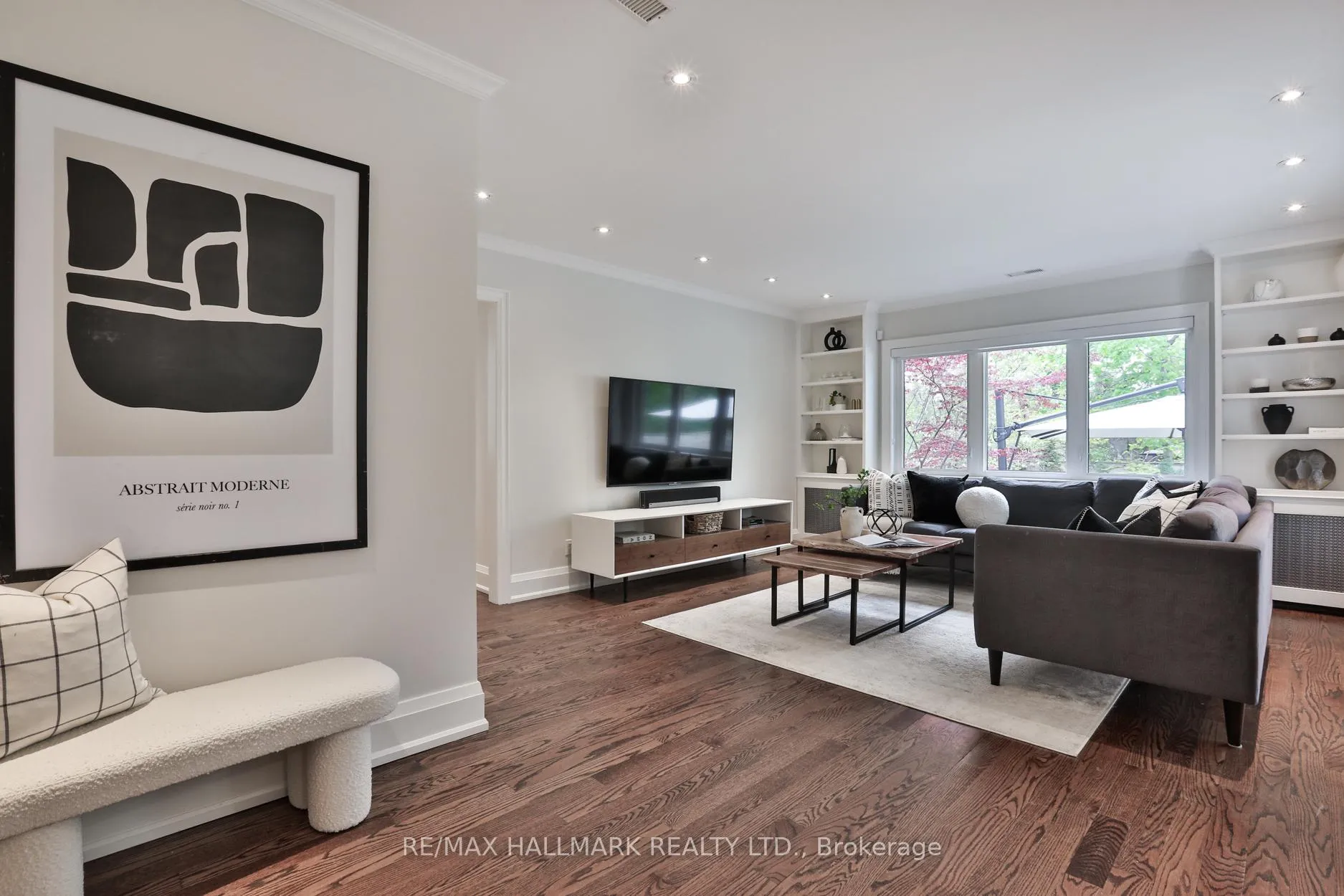 Photo 16 of 129 Elm Ridge Drive, Toronto, Forest Hill North — HOMEH