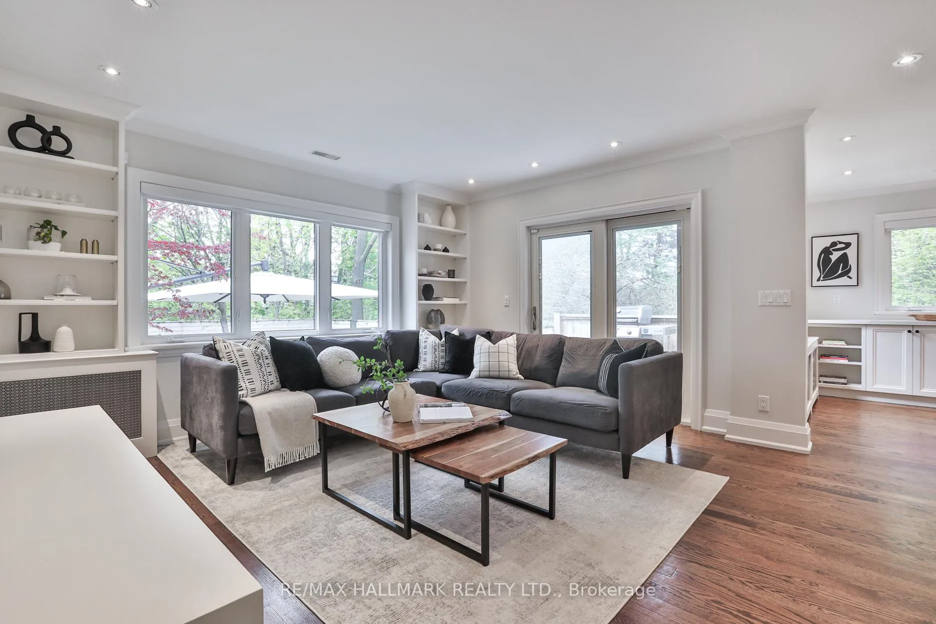 Photo 18 of 129 Elm Ridge Drive, Toronto, Forest Hill North — HOMEH