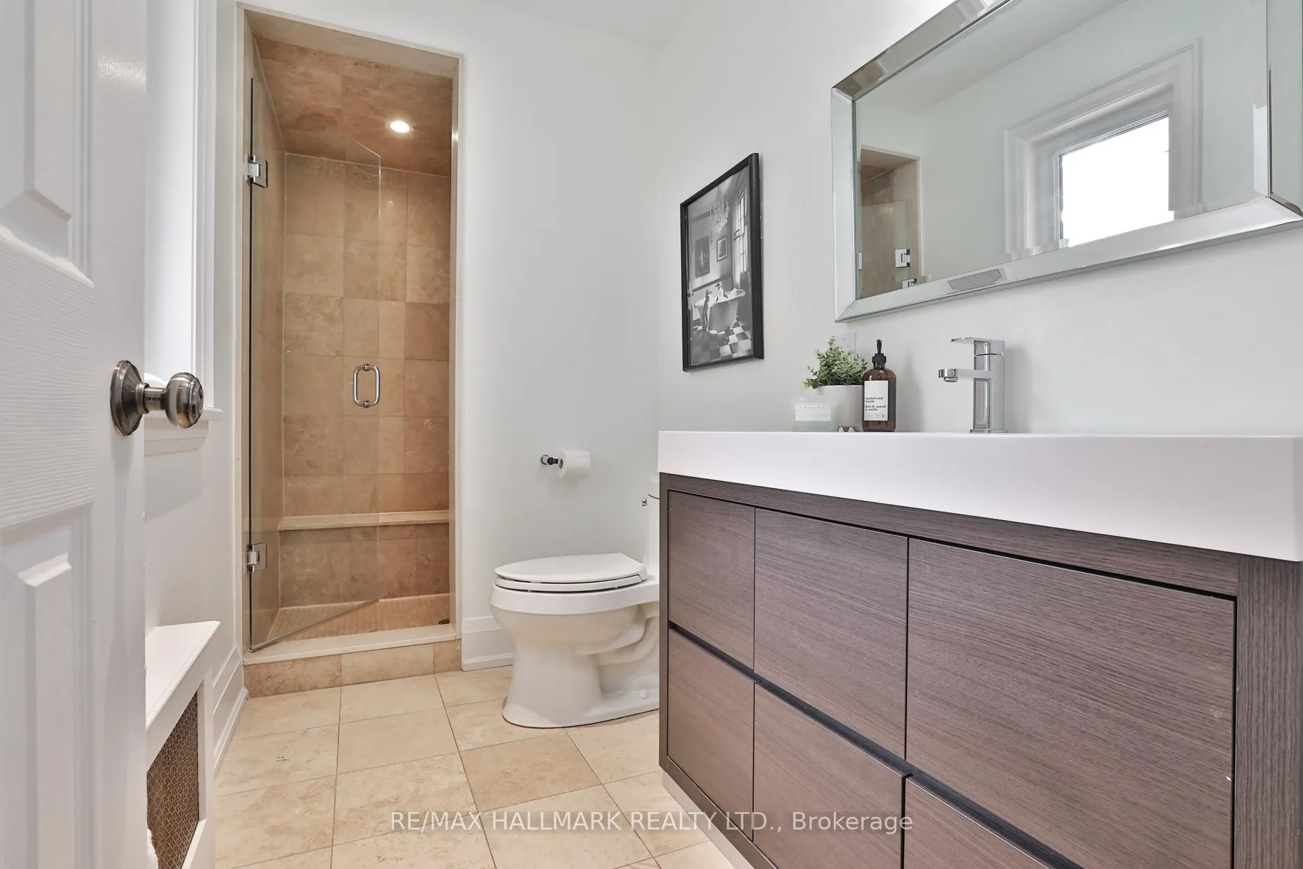 Photo 21 of 129 Elm Ridge Drive, Toronto, Forest Hill North — HOMEH