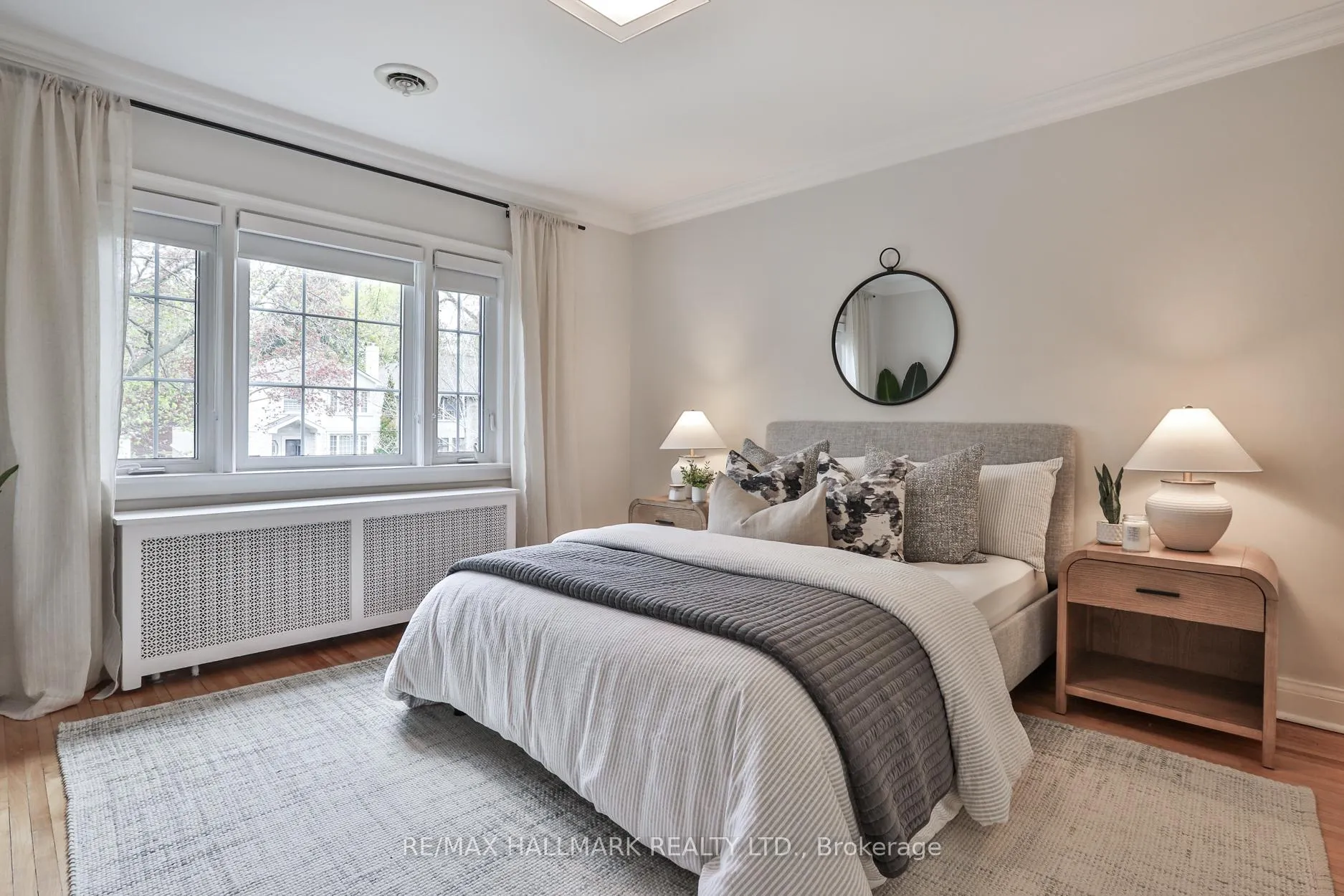 Photo 25 of 129 Elm Ridge Drive, Toronto, Forest Hill North — HOMEH
