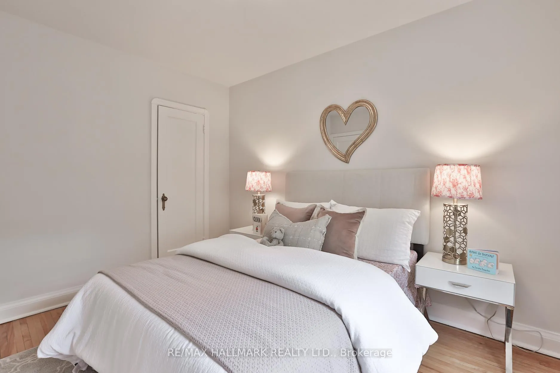 Photo 30 of 129 Elm Ridge Drive, Toronto, Forest Hill North — HOMEH