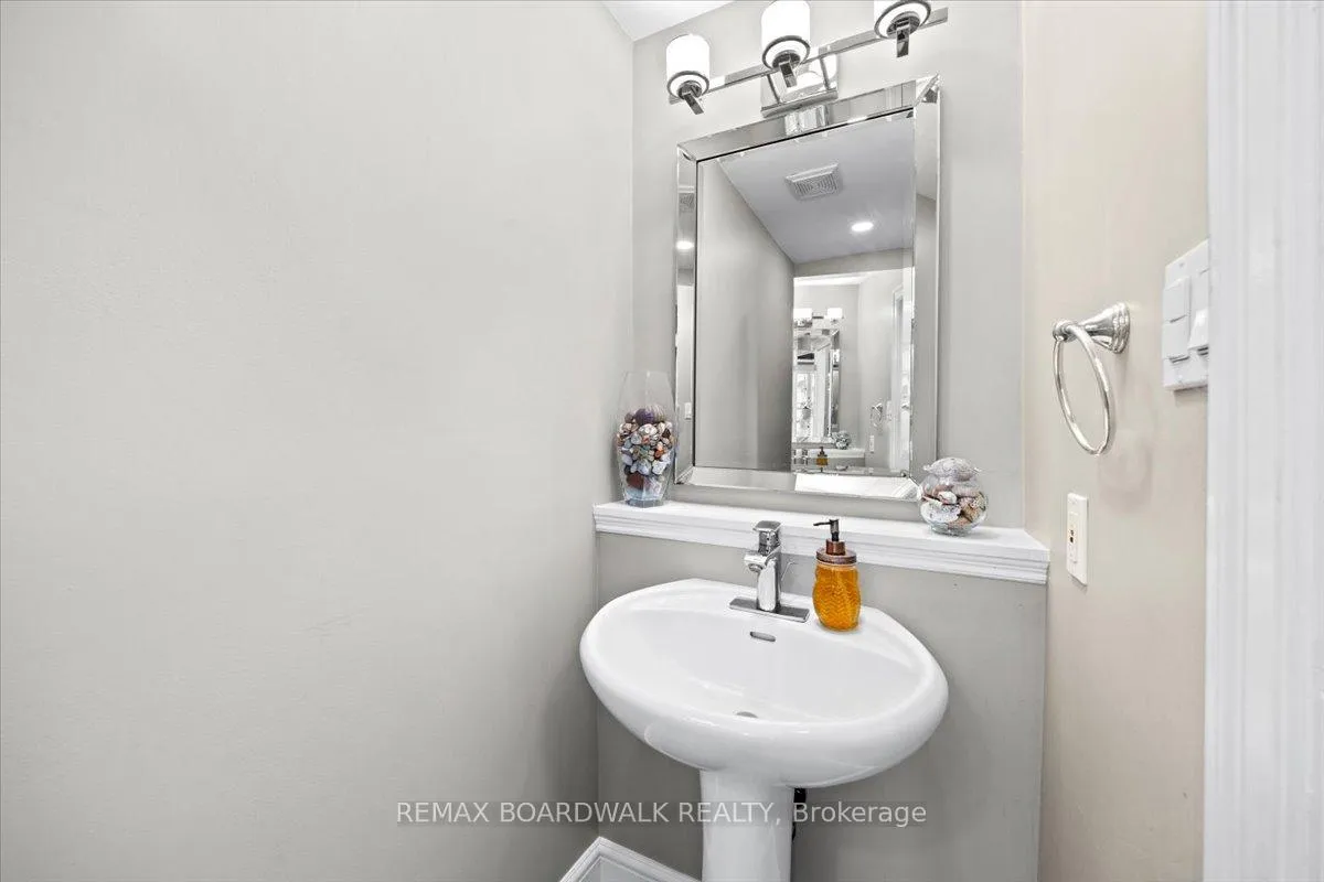 Photo 15 of 417 Hilson Avenue, Ottawa, Westboro/Hampton Park — HOMEH