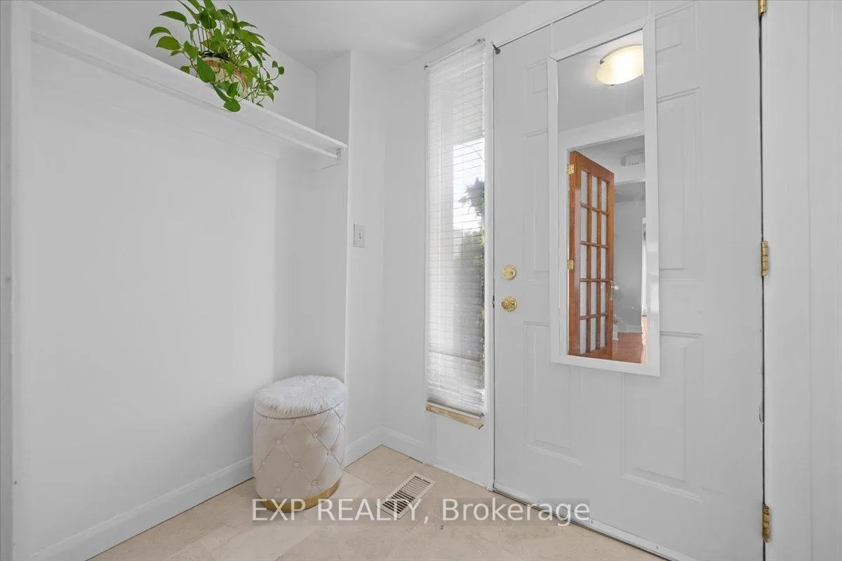 Photo 4 of 1745 Heatherington Road, Ottawa, Heron Gate/Industrial Park — HOMEH