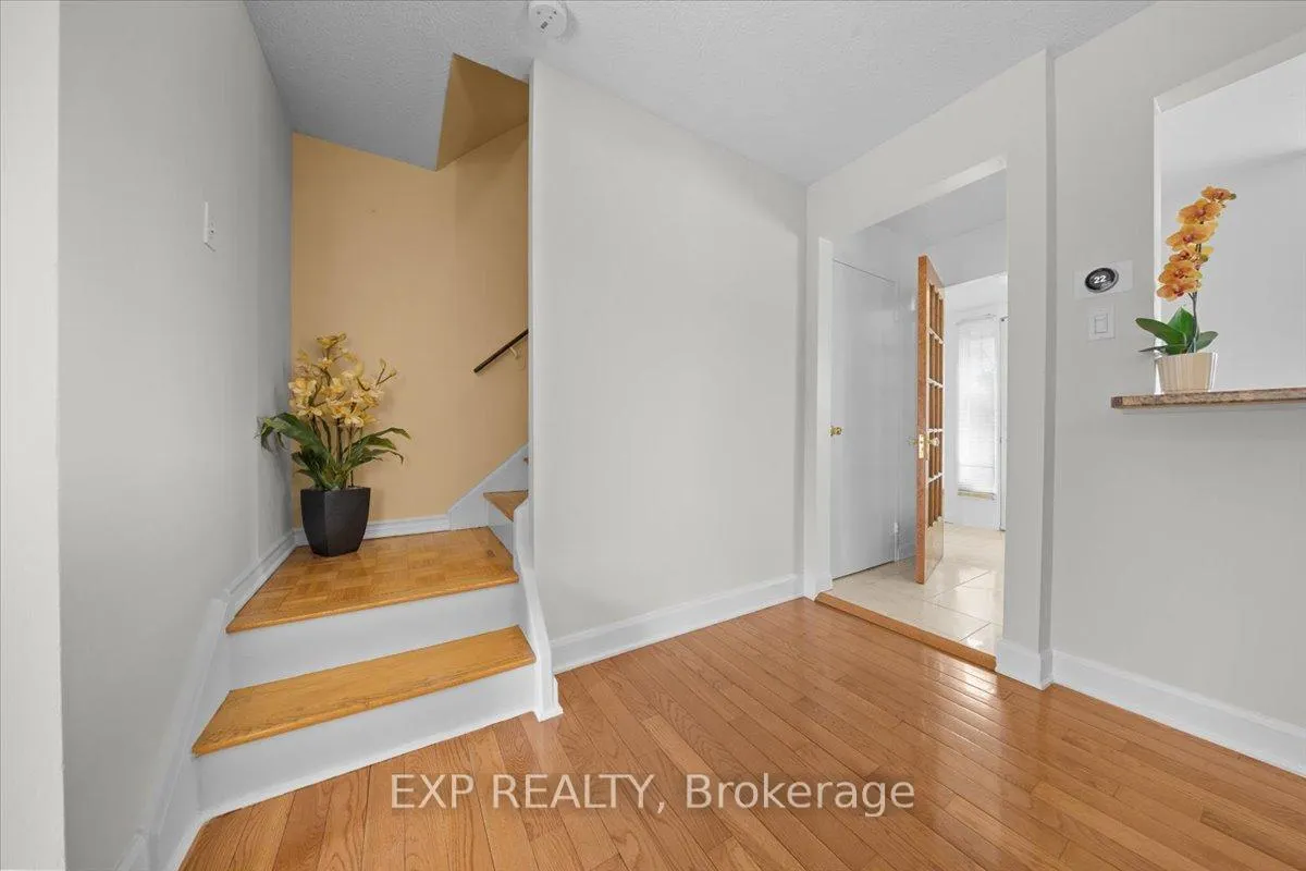 Photo 16 of 1745 Heatherington Road, Ottawa, Heron Gate/Industrial Park — HOMEH