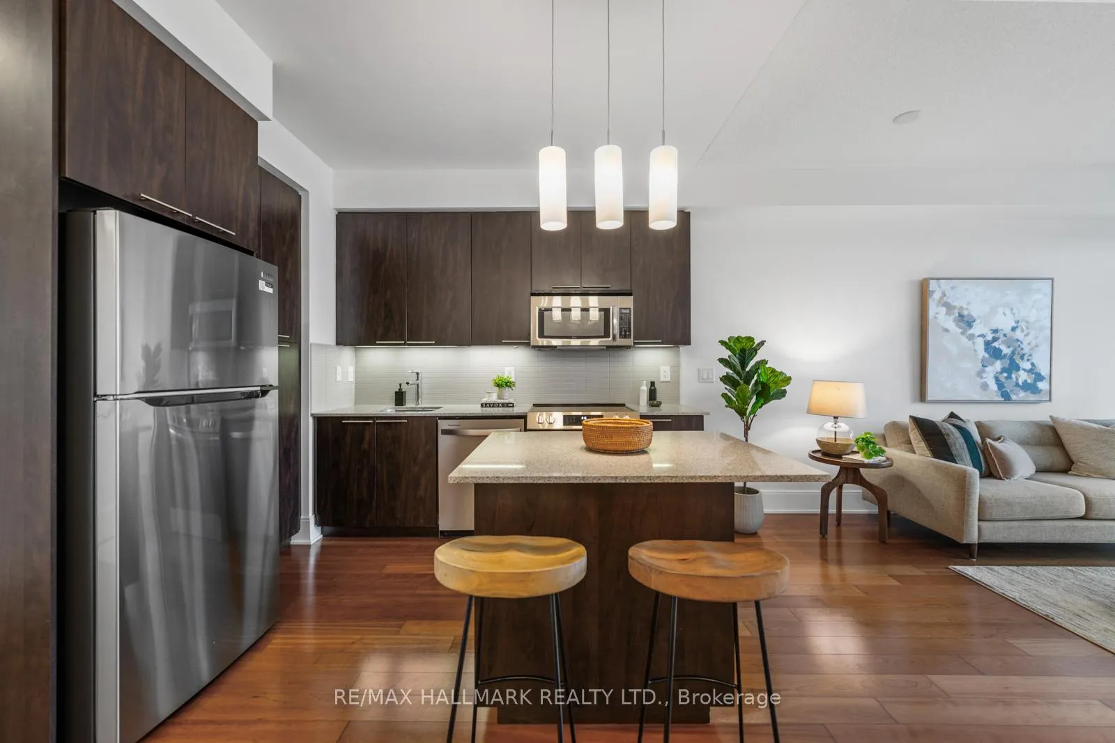 Photo 8 of Unit 1410, 25 Broadway Avenue, Toronto, Mount Pleasant West — HOMEH