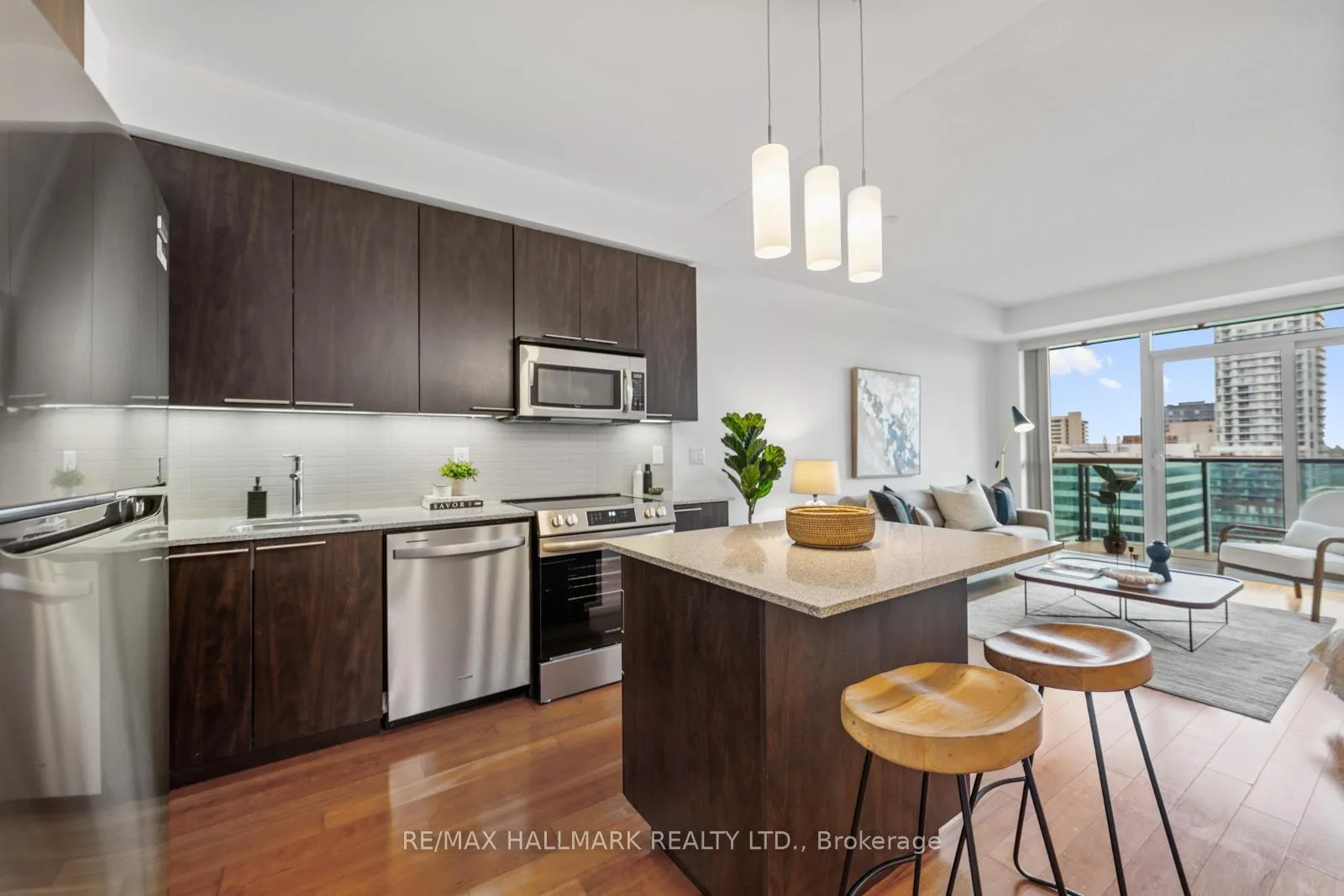 Photo 9 of Unit 1410, 25 Broadway Avenue, Toronto, Mount Pleasant West — HOMEH