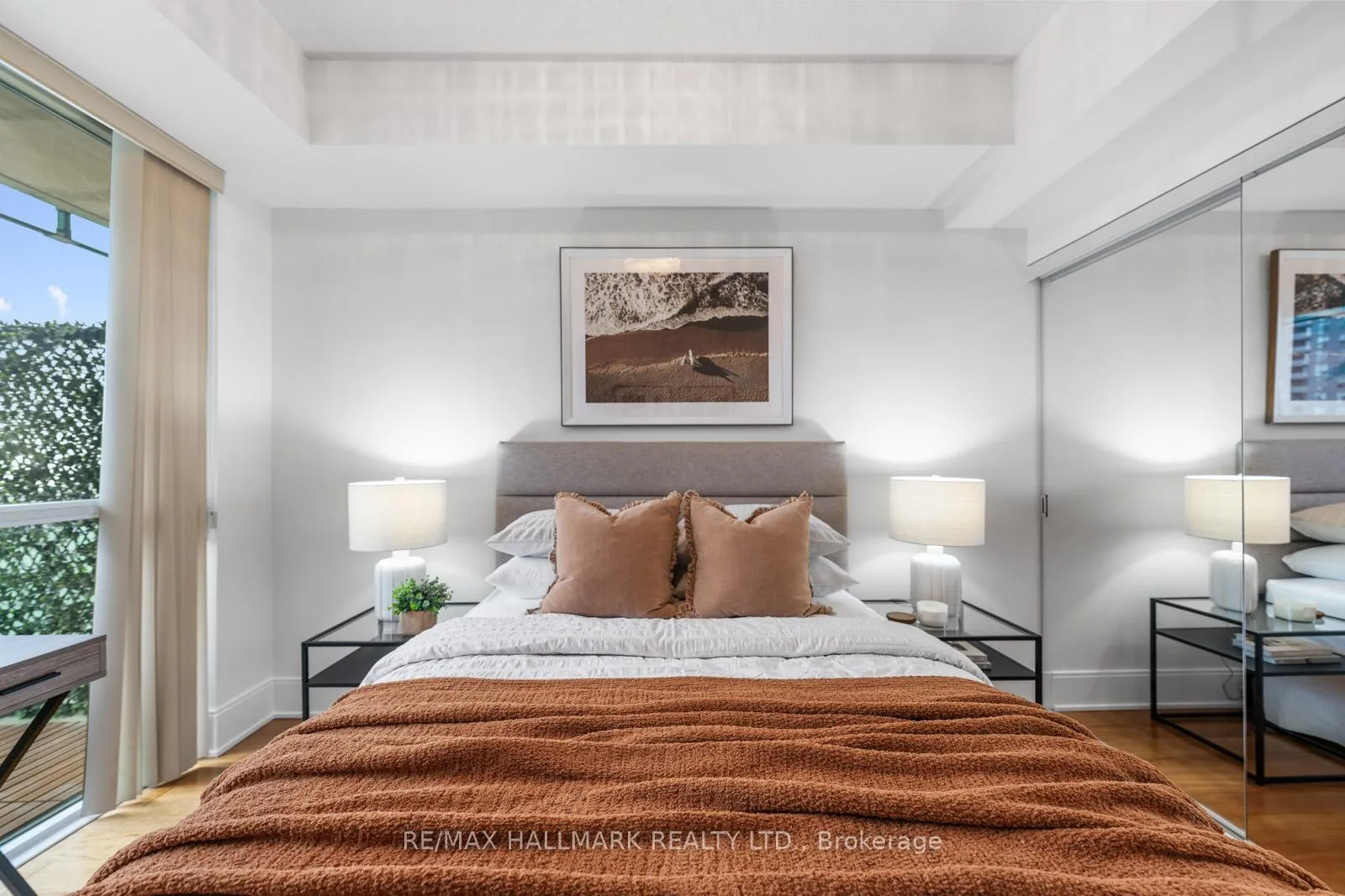 Photo 25 of Unit 1410, 25 Broadway Avenue, Toronto, Mount Pleasant West — HOMEH