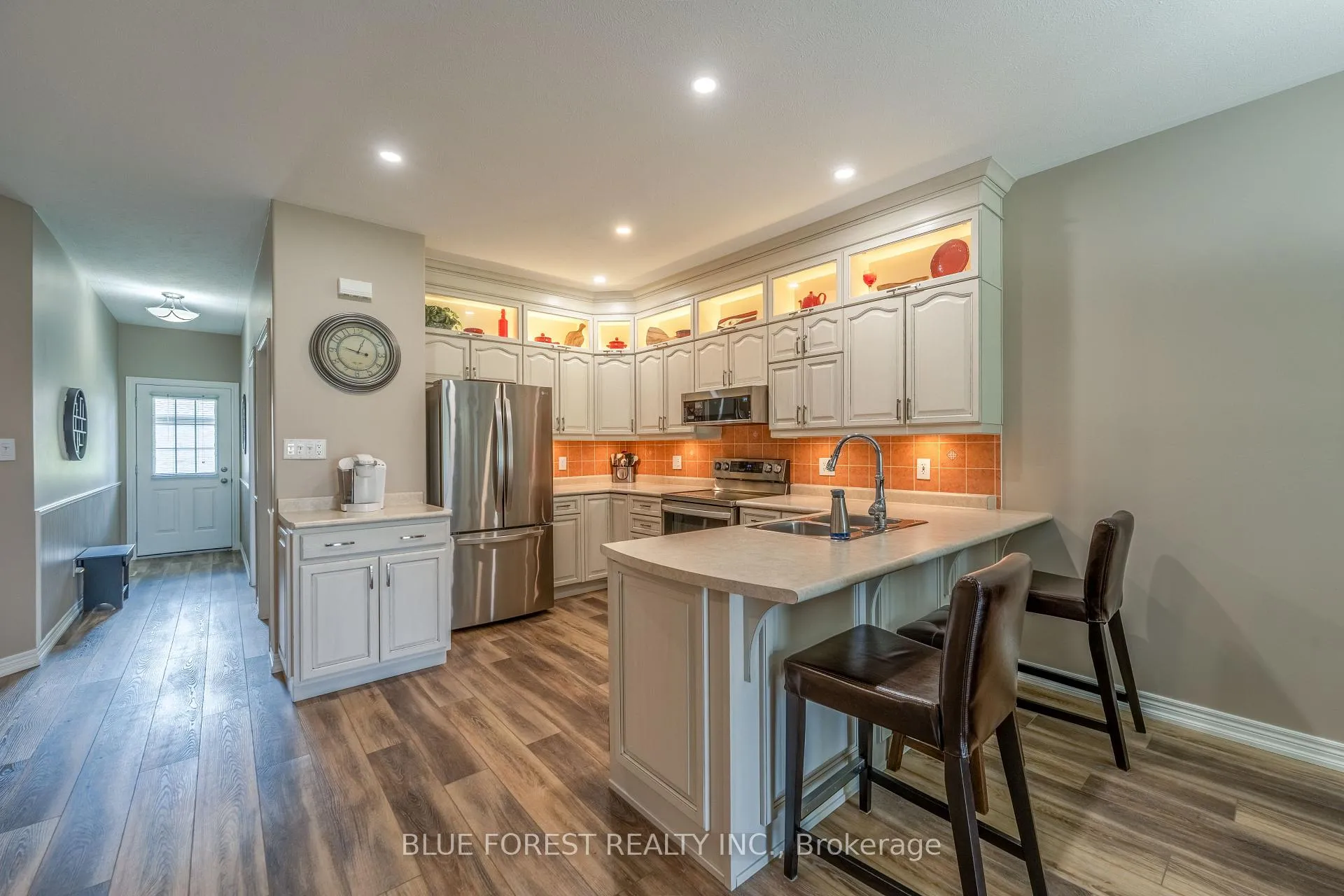 Photo 10 of Unit 2, 948 Colborne Street, Brantford — HOMEH