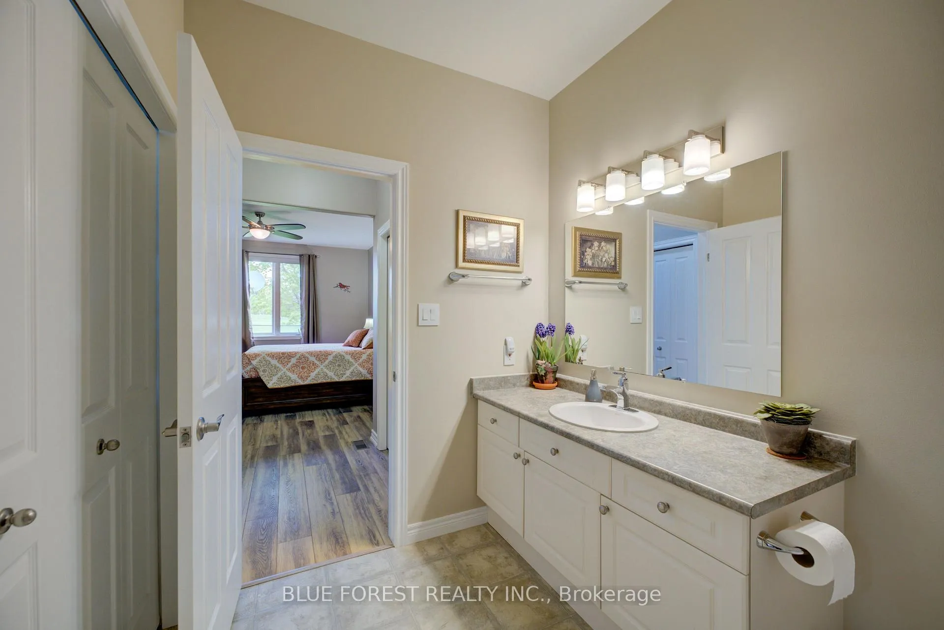 Photo 18 of Unit 2, 948 Colborne Street, Brantford — HOMEH