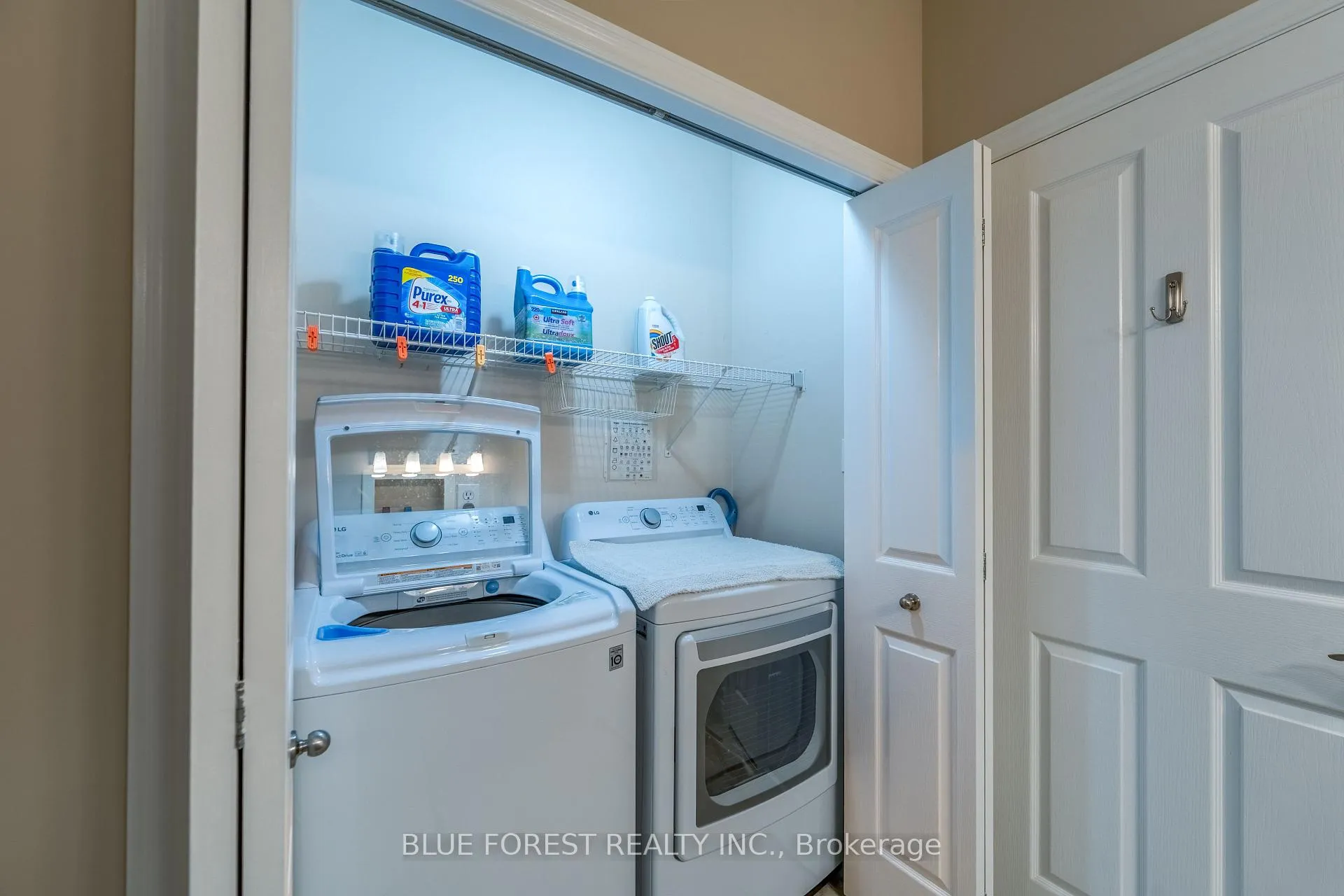 Photo 19 of Unit 2, 948 Colborne Street, Brantford — HOMEH