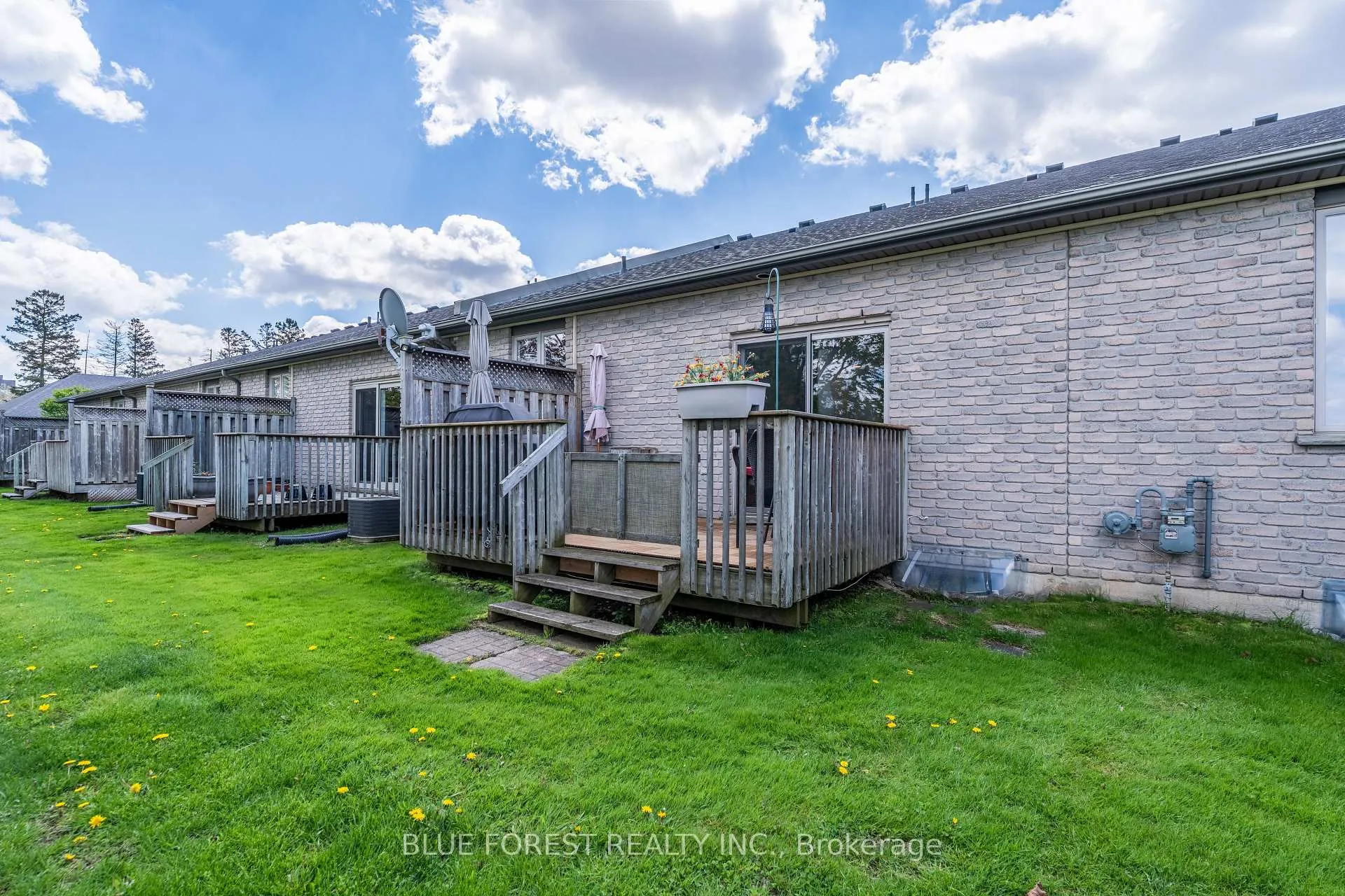 Photo 33 of Unit 2, 948 Colborne Street, Brantford — HOMEH