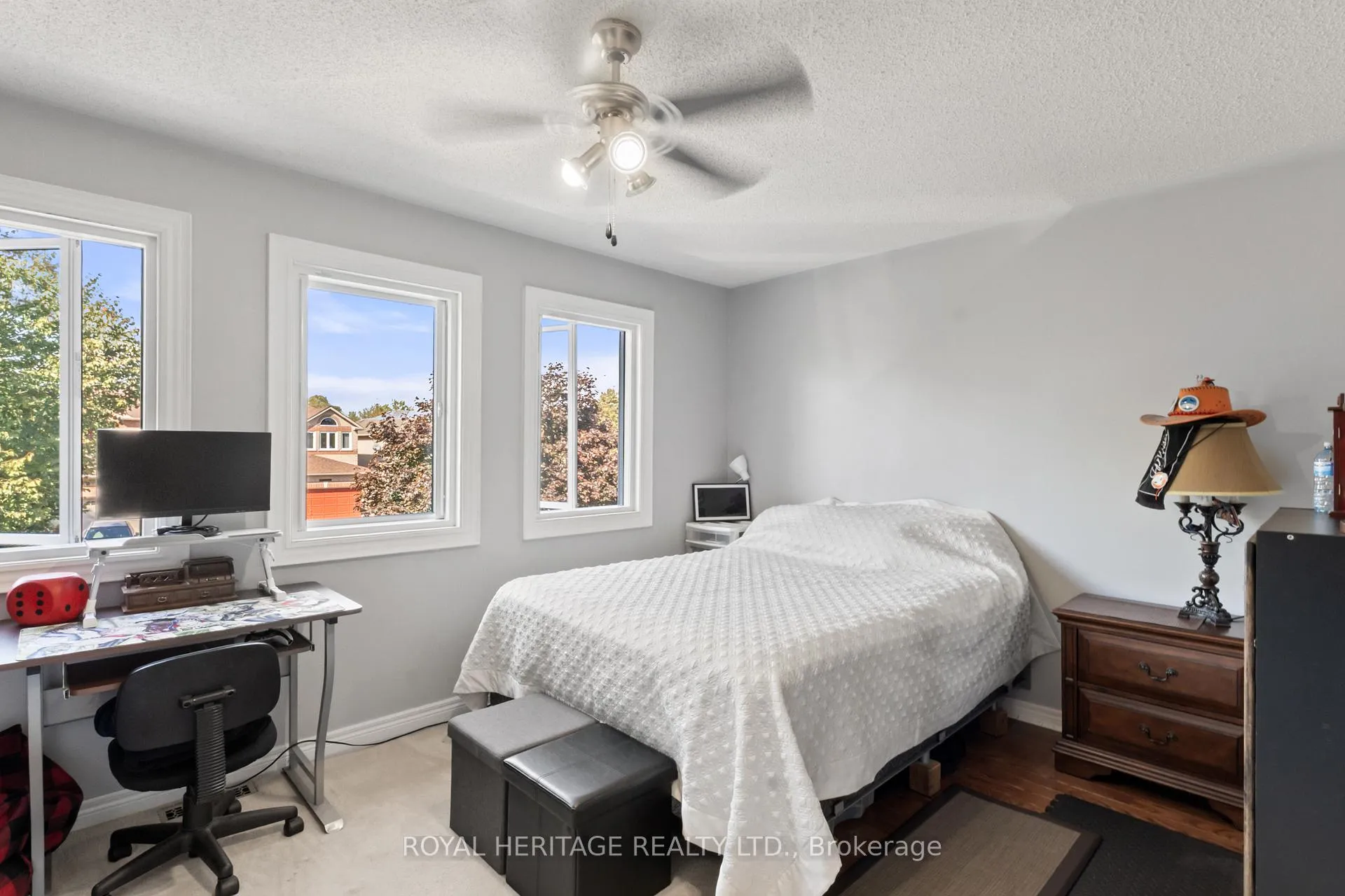 Photo 35 of 1101 Gossamer Drive, Pickering, Liverpool — HOMEH