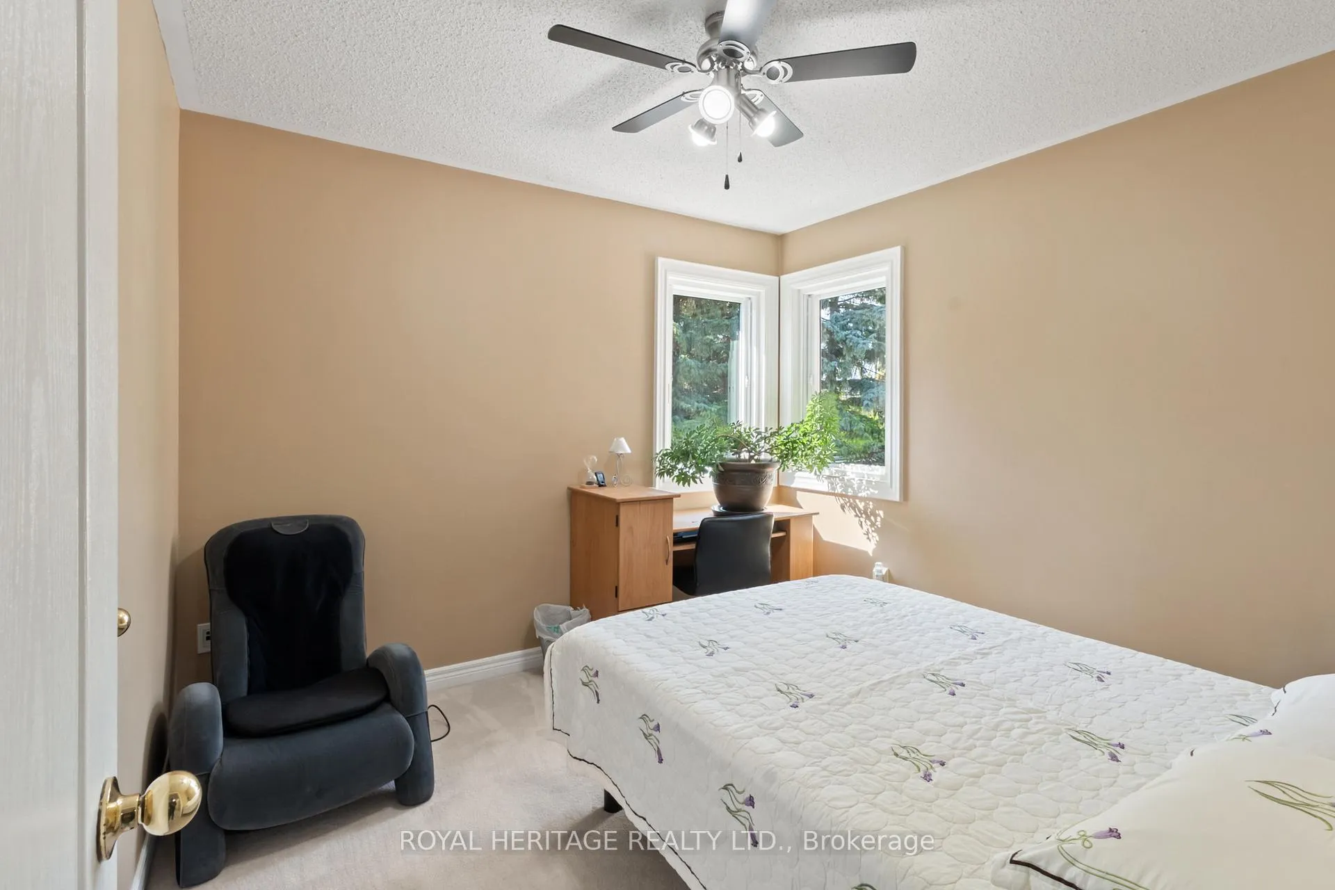 Photo 36 of 1101 Gossamer Drive, Pickering, Liverpool — HOMEH