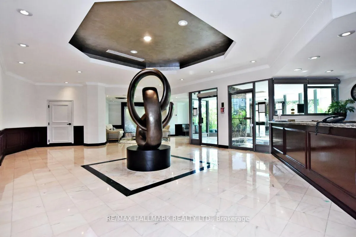 Photo 3 of Unit 926, 7825 Bayview Avenue, Markham, Aileen-Willowbrook — HOMEH