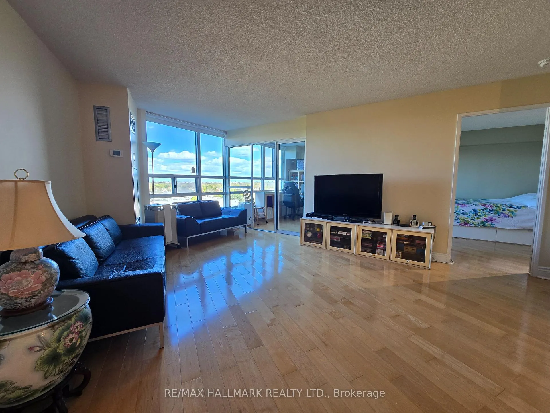Photo 12 of Unit 926, 7825 Bayview Avenue, Markham, Aileen-Willowbrook — HOMEH