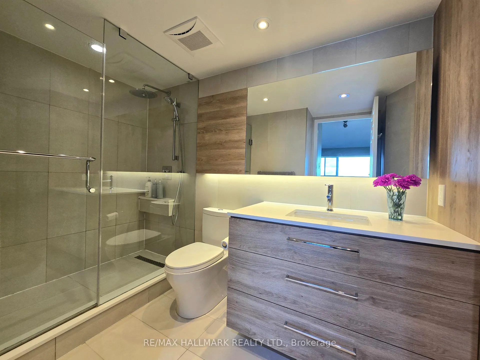 Photo 17 of Unit 926, 7825 Bayview Avenue, Markham, Aileen-Willowbrook — HOMEH