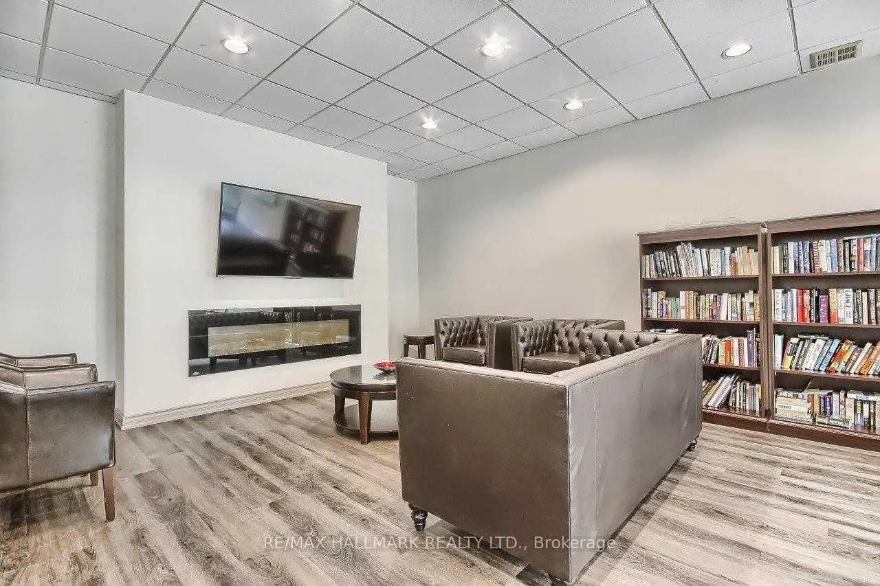 Photo 31 of Unit 926, 7825 Bayview Avenue, Markham, Aileen-Willowbrook — HOMEH
