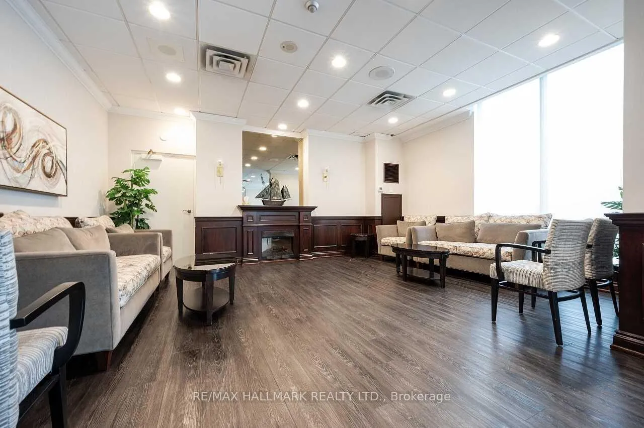 Photo 33 of Unit 926, 7825 Bayview Avenue, Markham, Aileen-Willowbrook — HOMEH