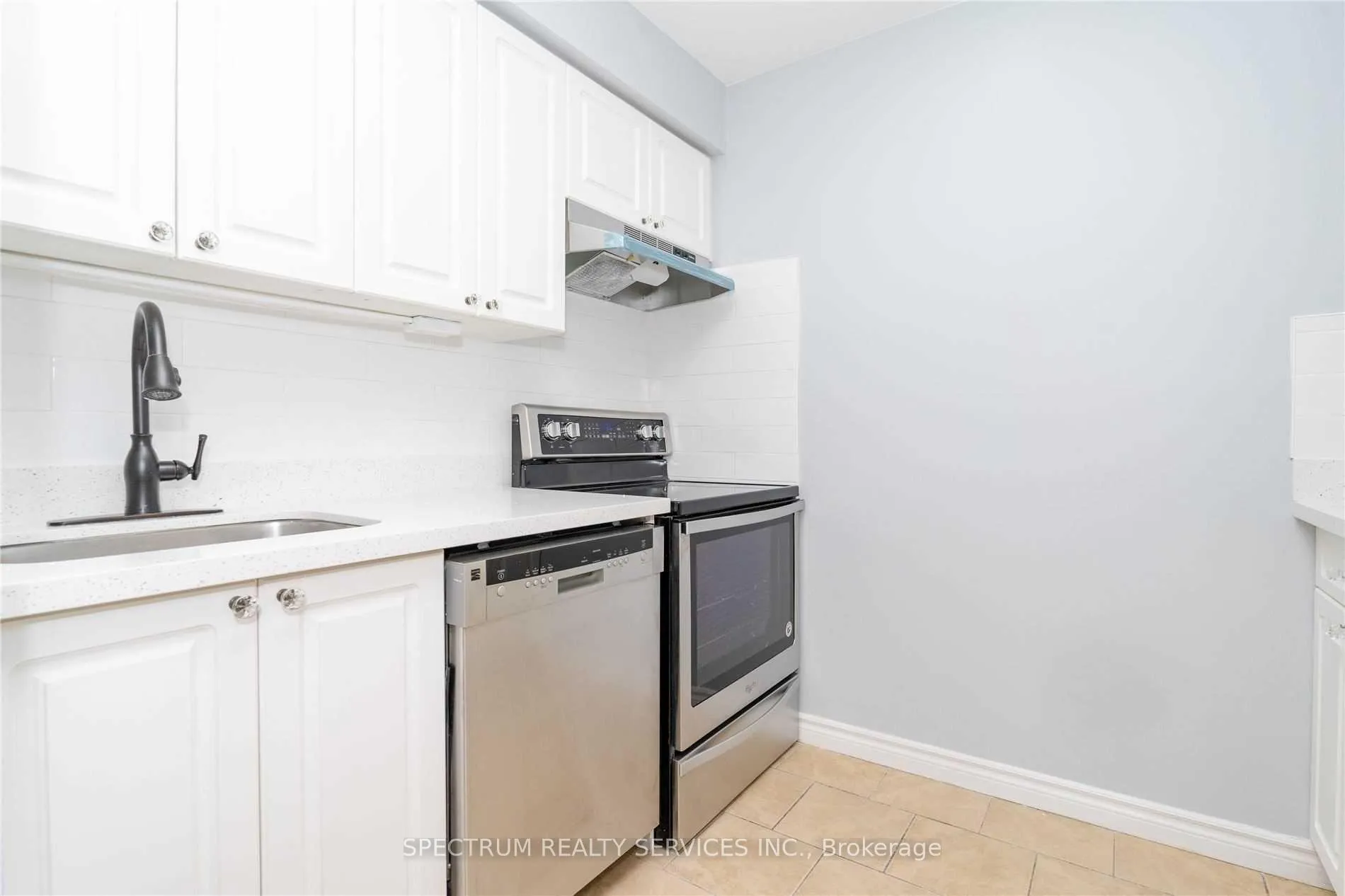 Photo 12 of Unit 68, 197 Milestone Drive, Aurora, Aurora Village — HOMEH