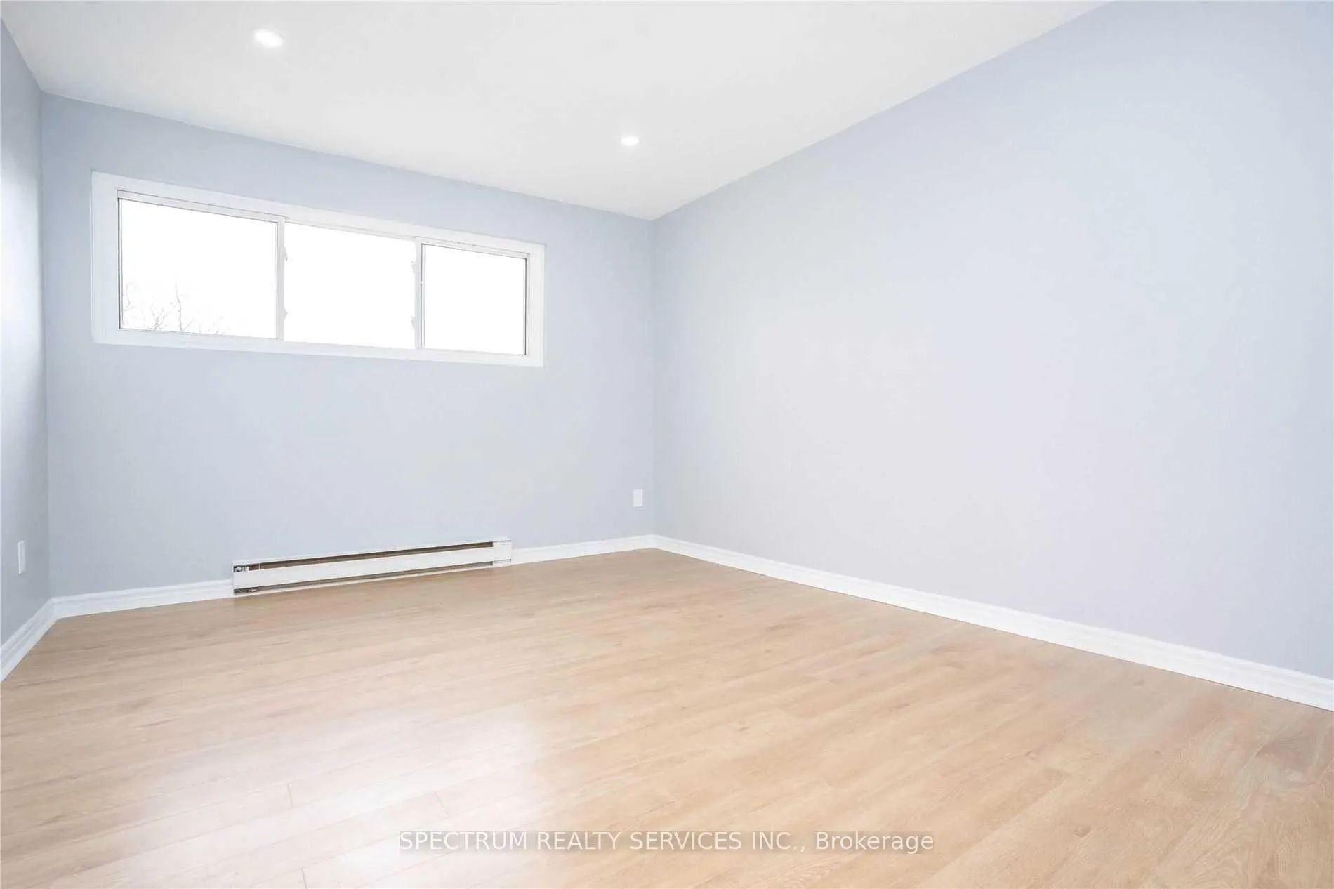 Photo 23 of Unit 68, 197 Milestone Drive, Aurora, Aurora Village — HOMEH