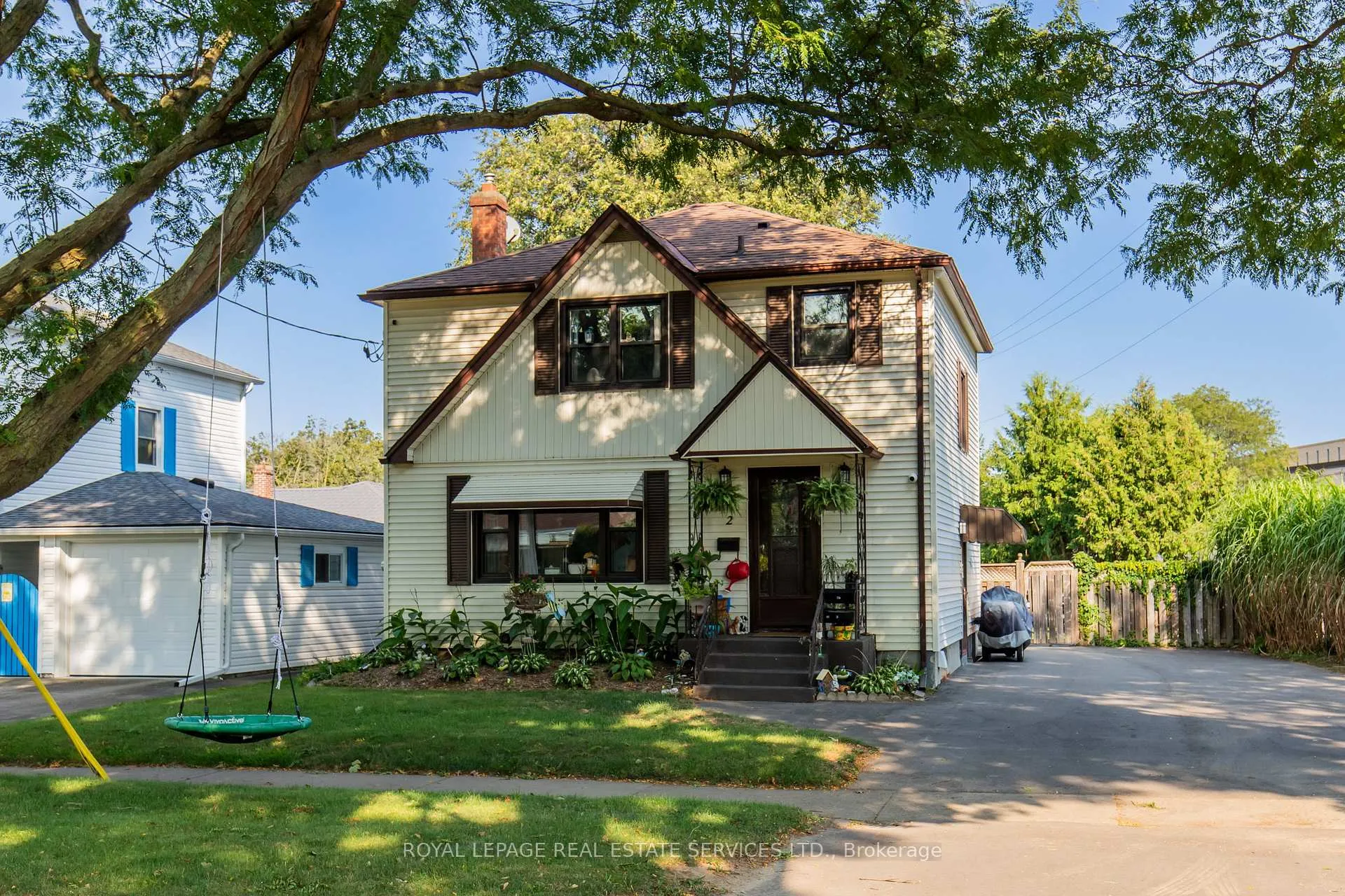 Photo 1 of Unit C, 2 Thorndale Avenue, St. Catharines, Haig — HOMEH